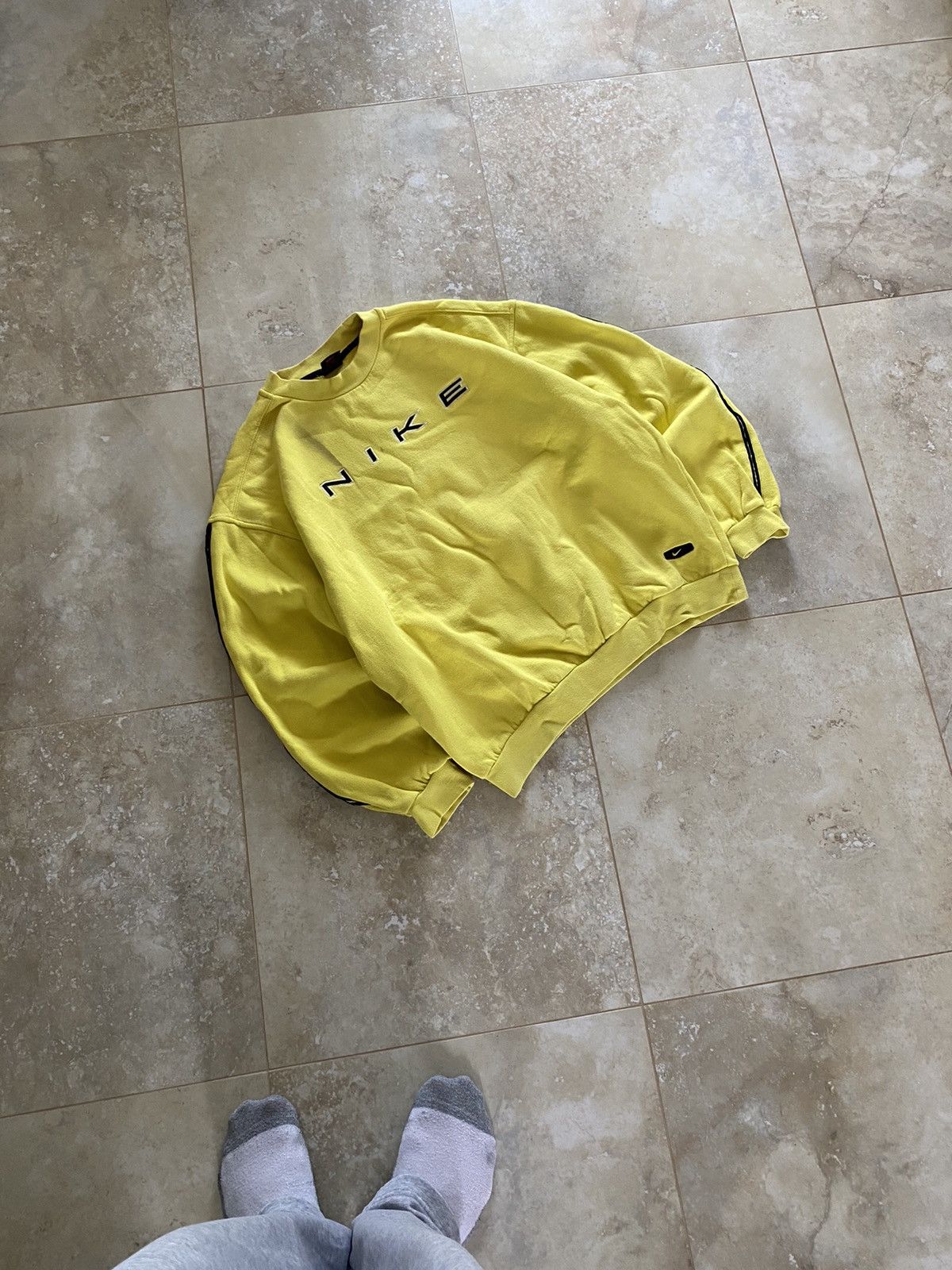 Nike Vintage Baggy Nike 00s Sweatshirt Big Logo Oversized Y2K USA Size US M / EU 48-50 / 2 - 5 Thumbnail