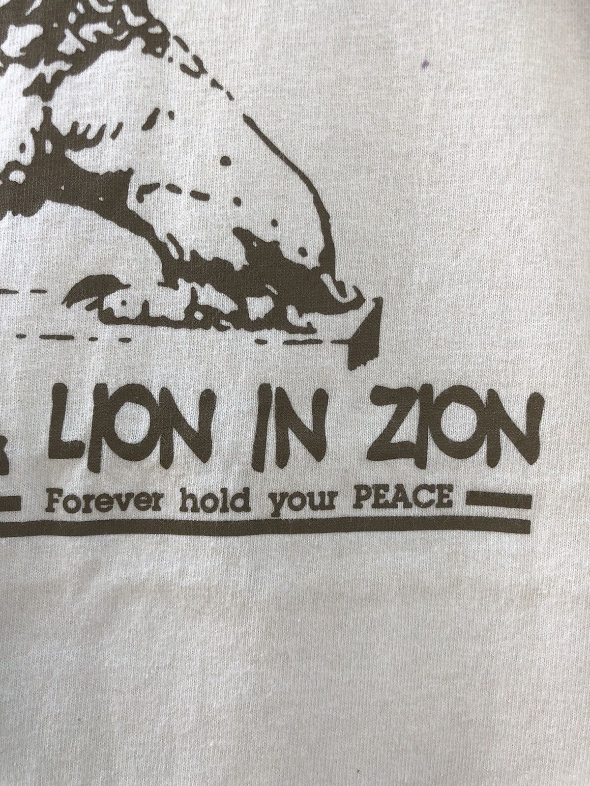 Japanese Brand Vintage Y2K Swell With Ilon Like A Lion In Zion Tee Size US L / EU 52-54 / 3 - 7 Thumbnail