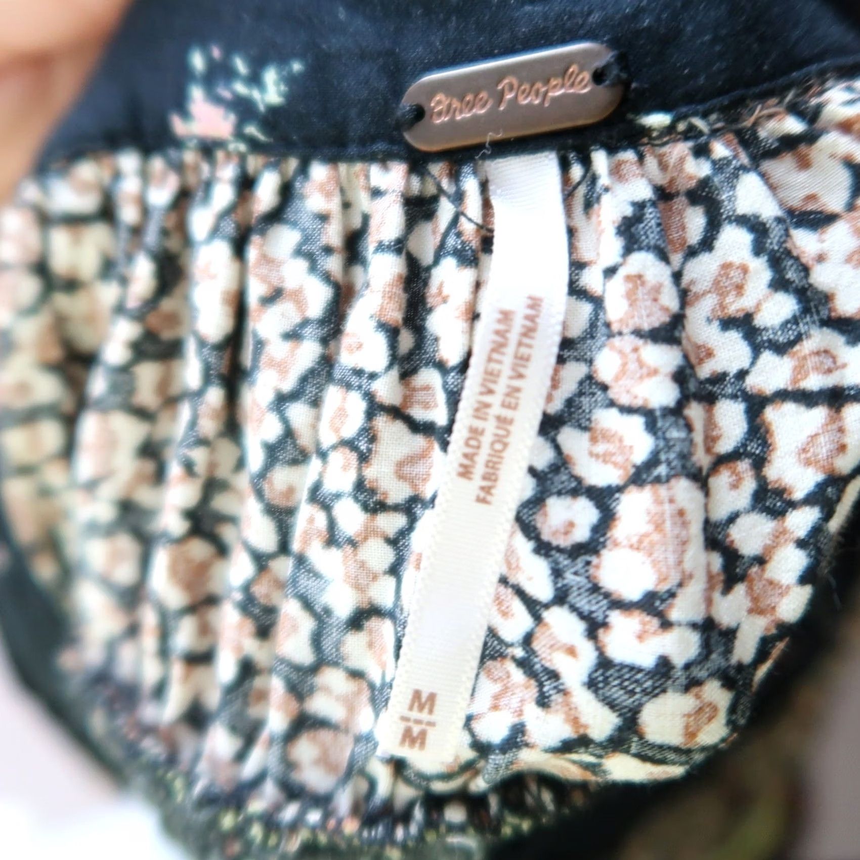 Free People Free People Paloma floral print black peasant blouse flowy top M Womens Size M / US 6-8 / IT 42-44 - 6 Thumbnail
