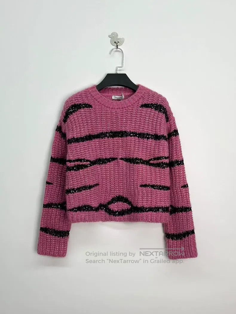 Valentino Valentino Pink embroidered sweater Size XS / US 0-2 / IT 36-38 - 1 Thumbnail