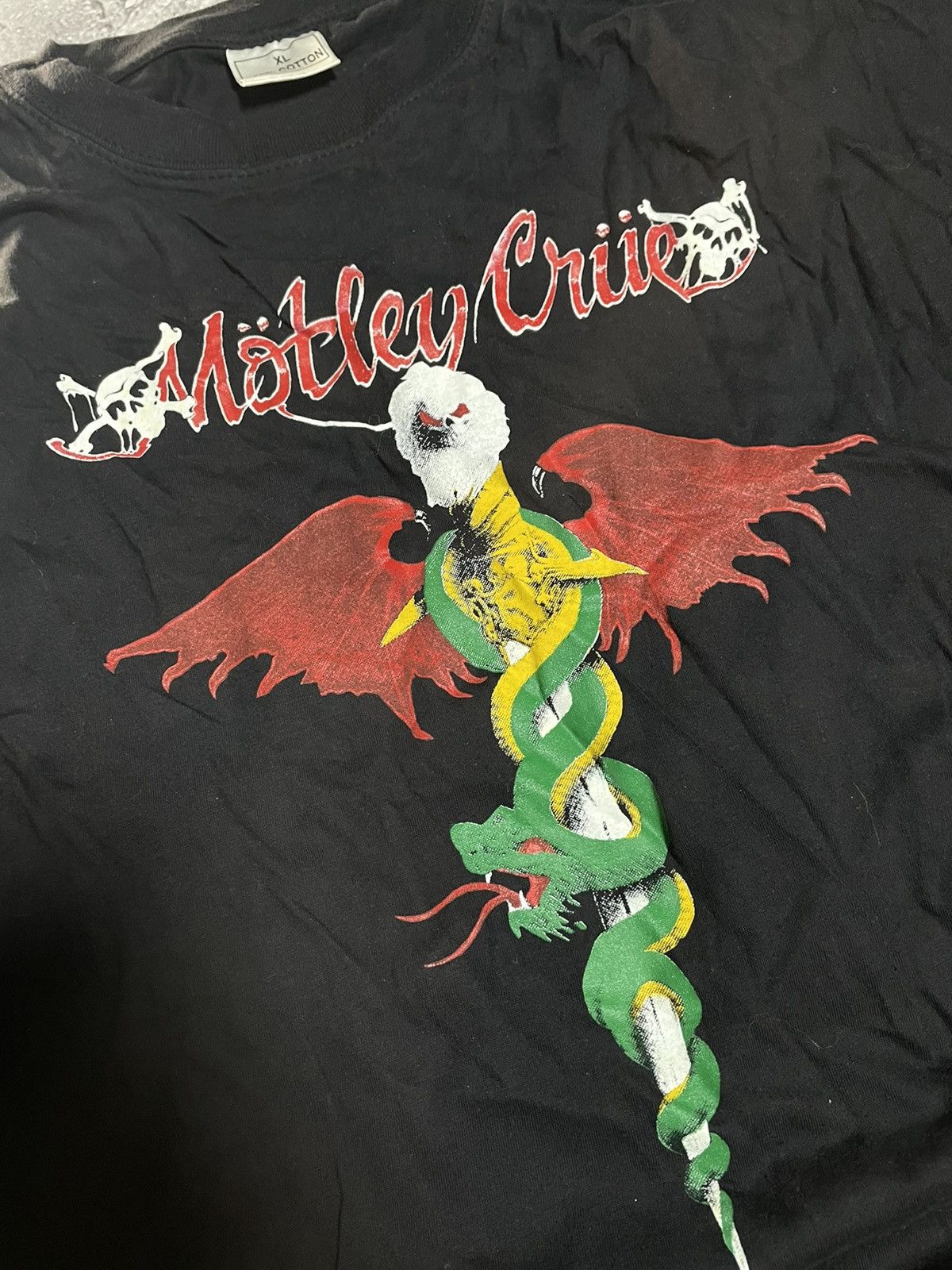 Band Tees Rare Vintage 90s Motley Crüe Dr. Feel Good OG Band Tee Size US XL / EU 56 / 4 - 3 Thumbnail