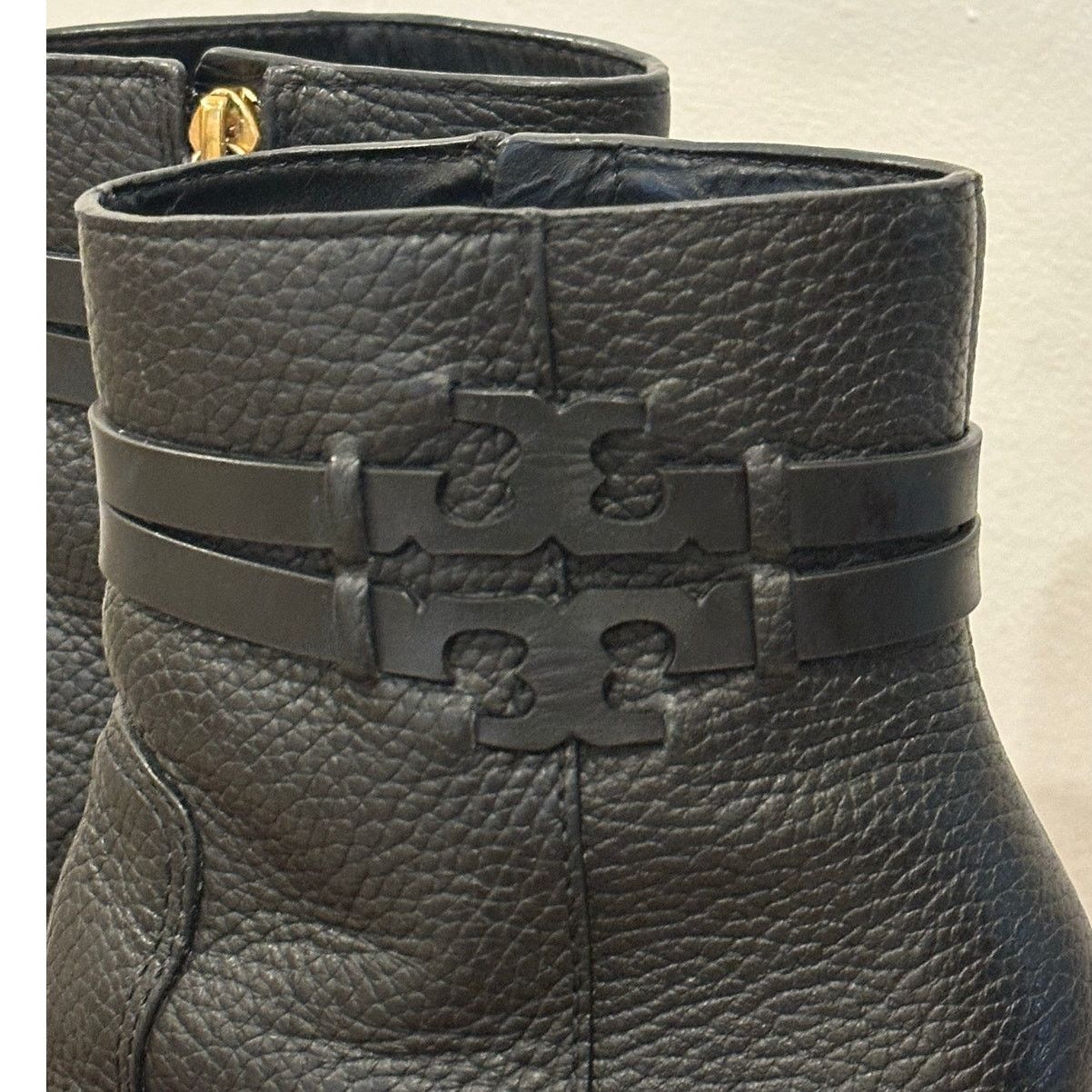Tory Burch Tory burch Leigh Pebbled Leather 3" heeled ankle boot size 6 Size US 6 / IT 36 - 10 Thumbnail