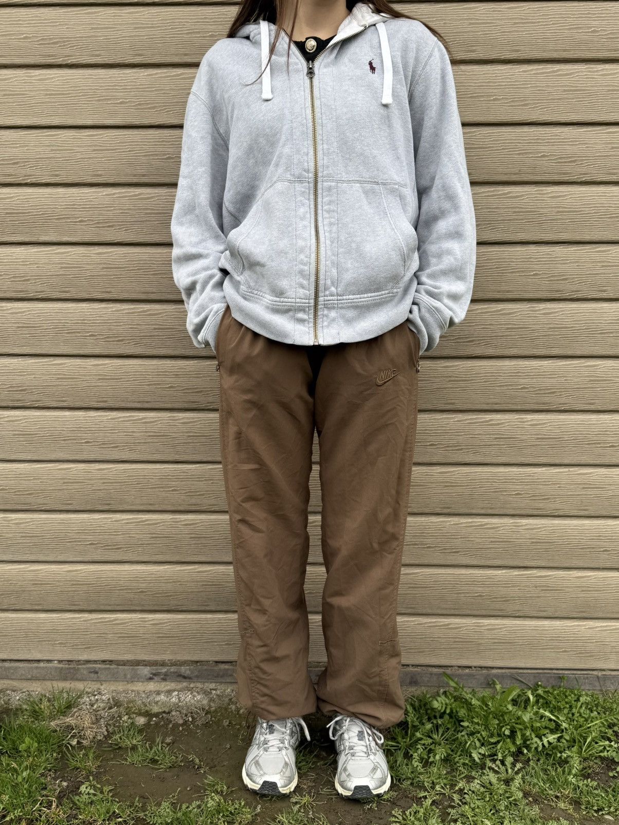 Nike Vintage Nike Track Pants Brown Swoosh Y2K Gorpcore Baggy S Size 28" / US 6 / IT 42 - 2 Thumbnail