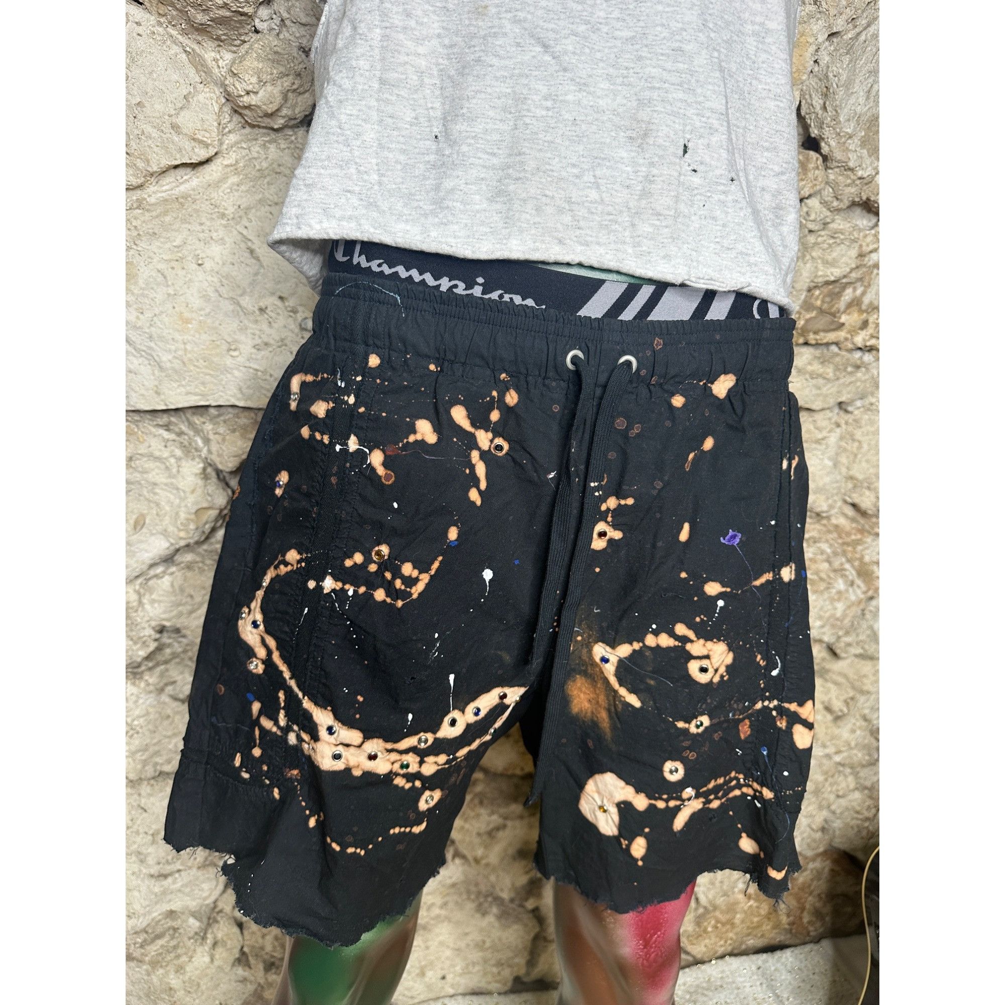 Handmade × John Elliott DRO Lab Custom 1/1 ART x John Elliott Distressed Shorts Size US 34 / EU 50 - 16 Thumbnail