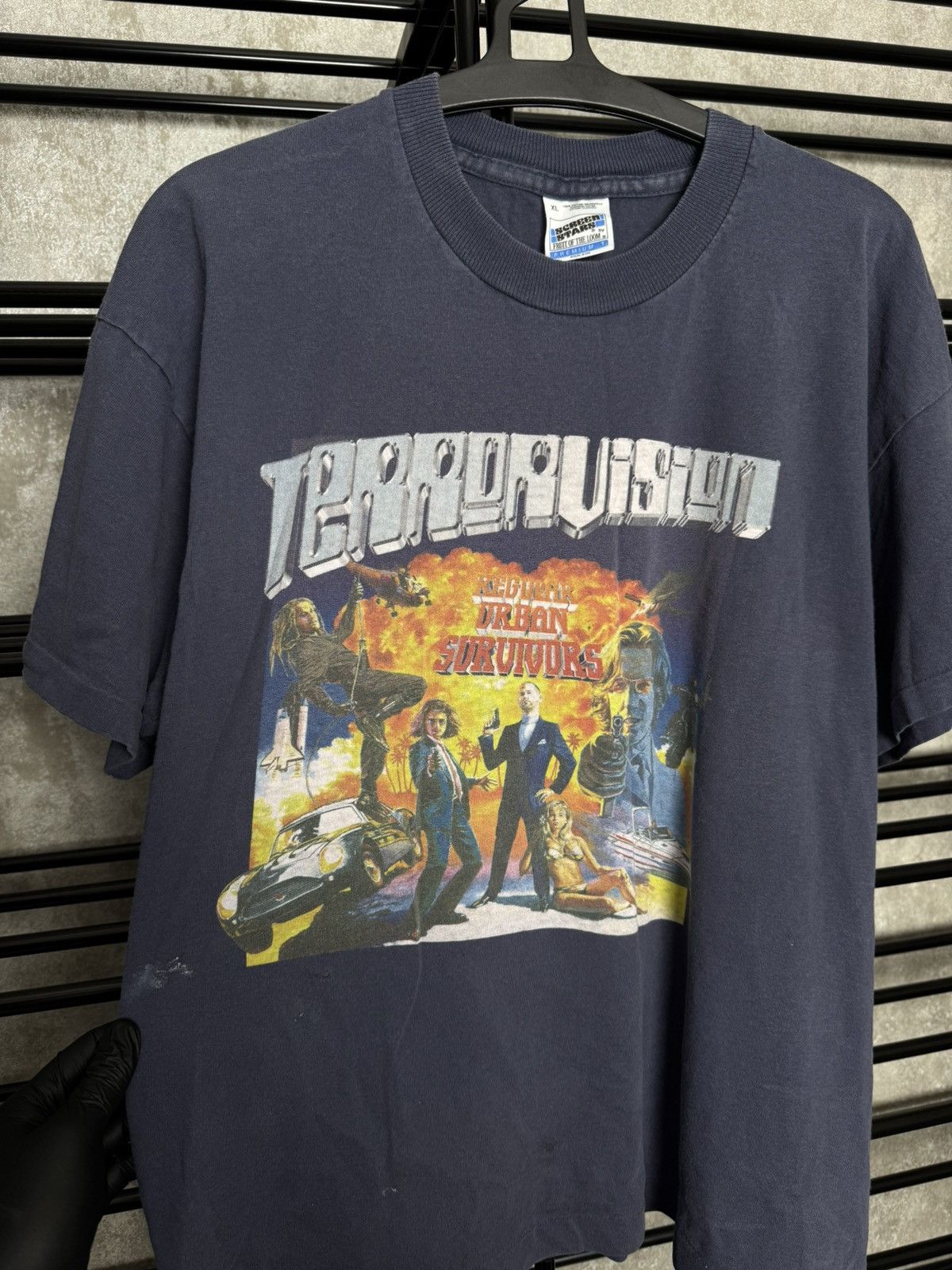 Other Vintage 90's Terrorvision Shirt Britpop Rock Band Tee Size US XL / EU 56 / 4 - 2 Thumbnail