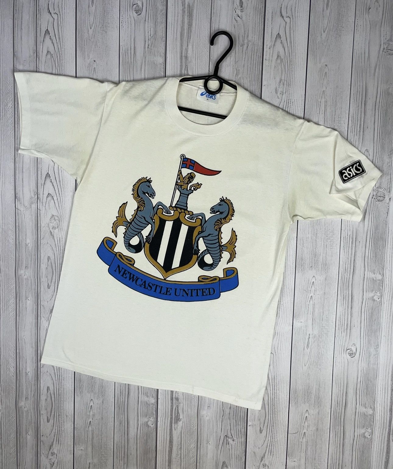 Asics Vintage New Castle United Asics soccer tee big logo rare XL Size US XL / EU 56 / 4 - 1 Thumbnail