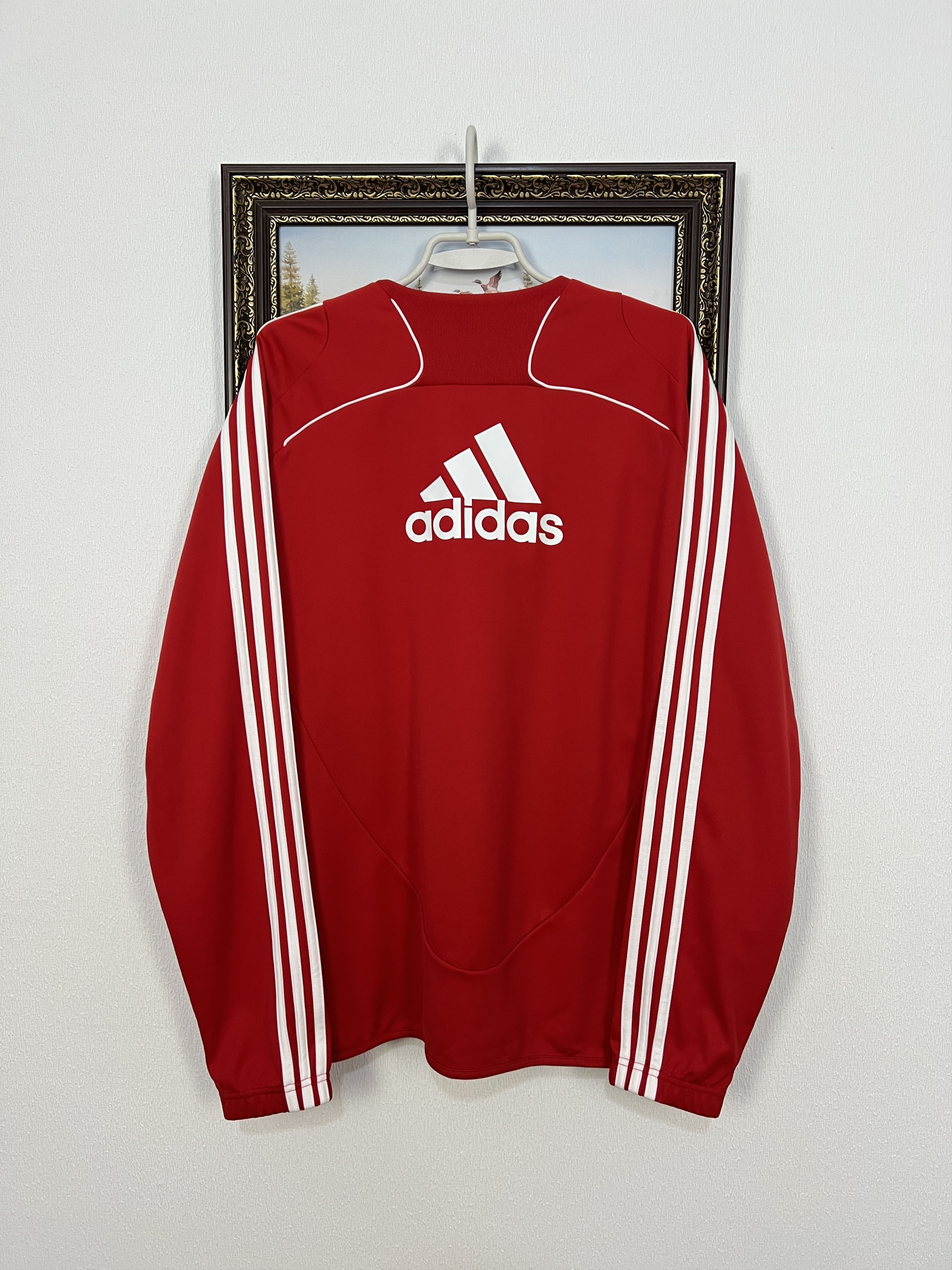 Adidas Vintage Adidas Liverpool Football Sweatshirt Soccer Crewneck Size US L / EU 52-54 / 3 - 14 Thumbnail