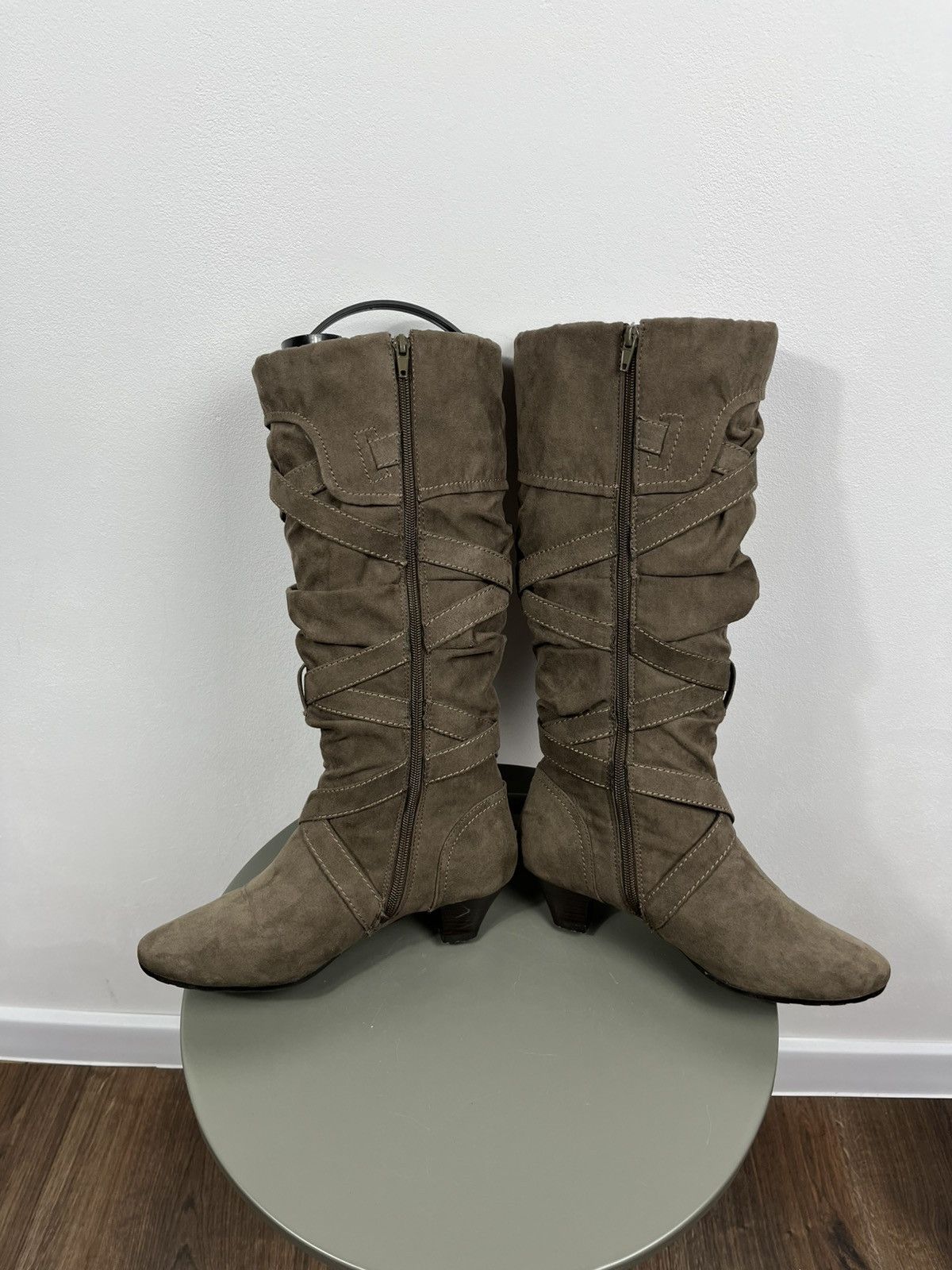 Other Women Knee High Buckle Boots Faux Suede Warm Lined EU 38 Size US 7 / IT 37 - 10 Thumbnail