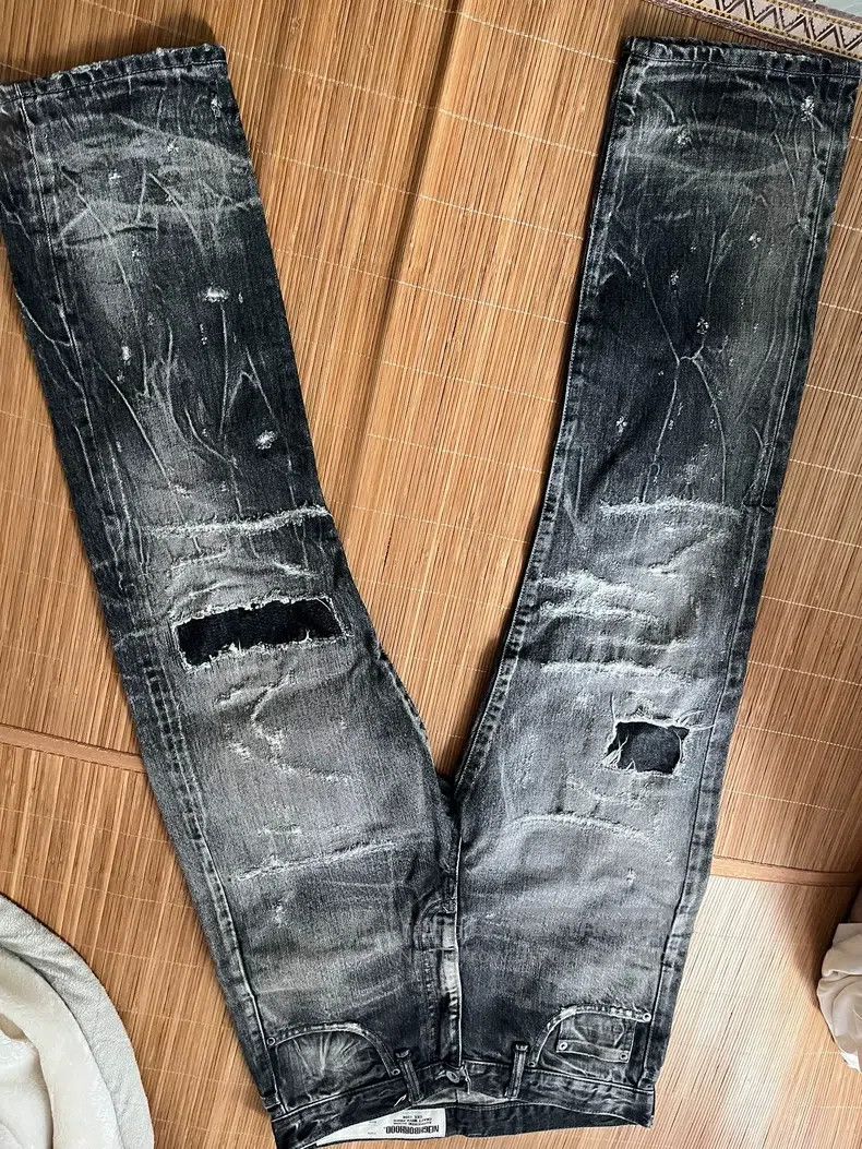 Neighborhood Neighborhood size S Jeans Size US 27 - 2 Thumbnail