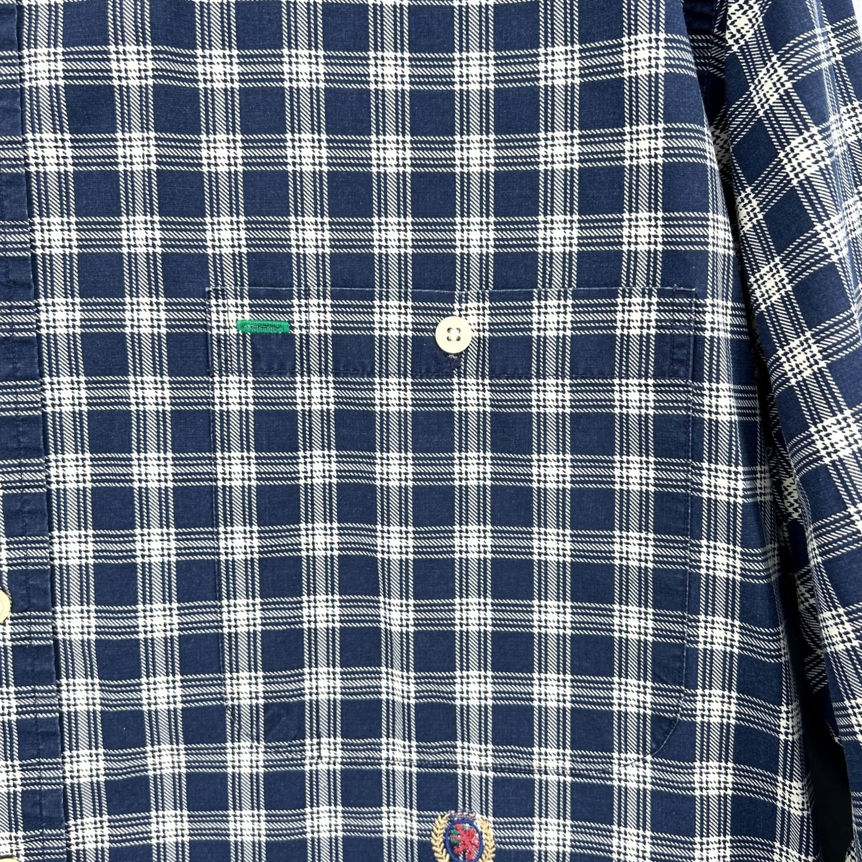 Tommy Hilfiger VINTAGE Tommy Hilfiger Shirt Mens XL Navy Plaid Tartan Button Up Crest 90s Size US XL / EU 56 / 4 - 3 Thumbnail