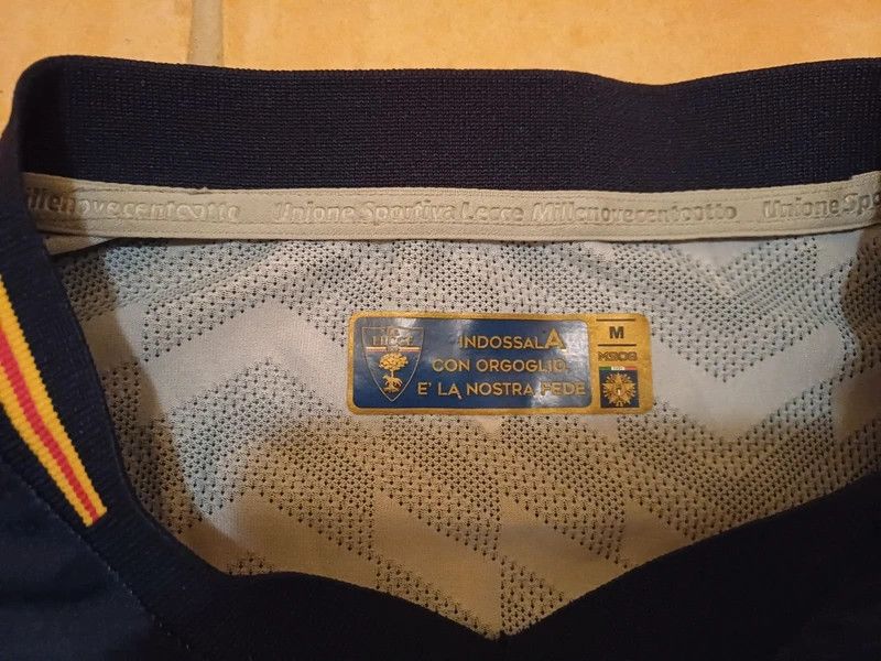 Other M908 U.S. Lecce 2023-24 away shirt Size US M / EU 48-50 / 2 - 10 Thumbnail