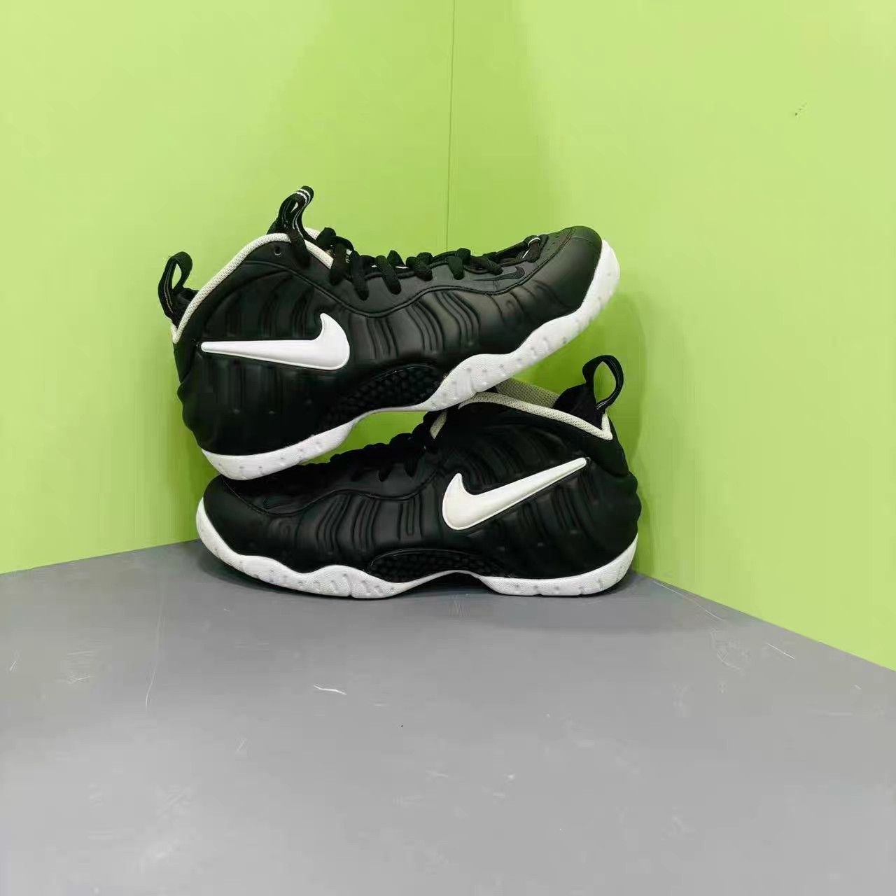 Nike Nike Air Foamposite Pro "Dr. Doom" K15 Size US 9.5 / EU 42-43 - 3 Thumbnail