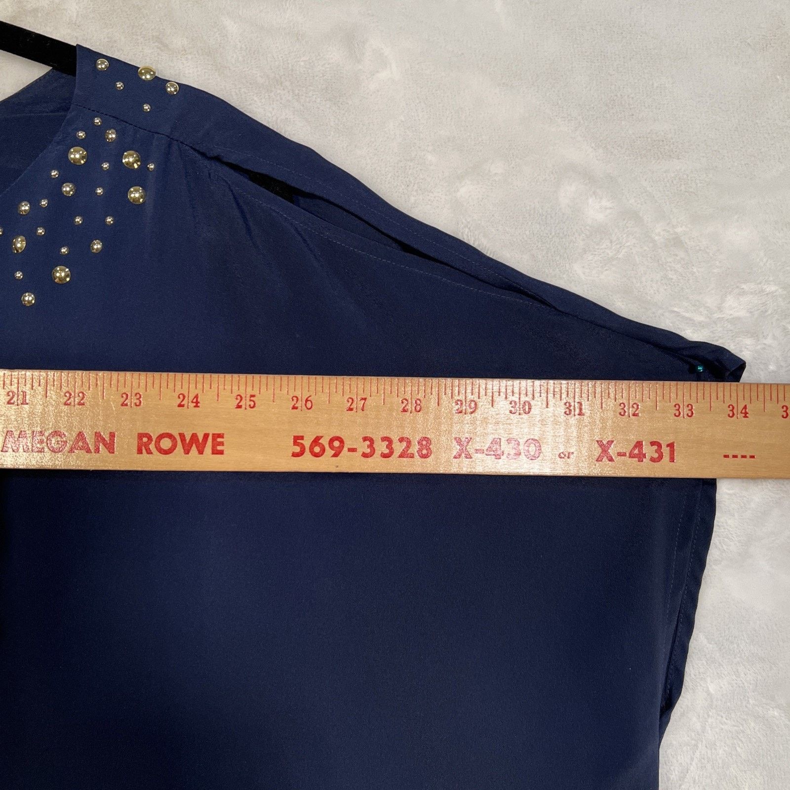 Lilly Pulitzer Lily Pulitzer Navy & Gold Studded Cold Shoulder Top - Size L / US 10 / IT 46 - 7 Thumbnail