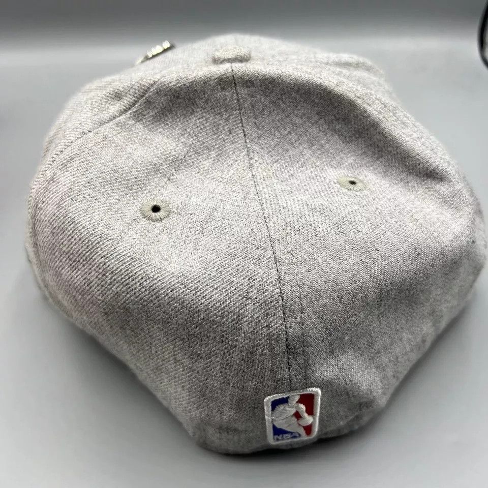 New Era Boston Celtics Hat Men 7 1/2 Gray Fitted Cap New with Pin Size ONE SIZE - 5 Thumbnail