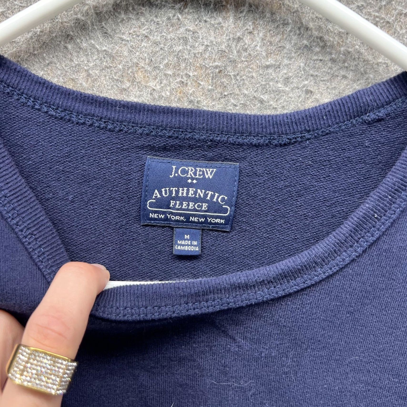 J.Crew J.Crew Sweatshirt Mens Medium Blue Pocket Crewneck Pullover Fleece 100% Cotton Authentic fleece Navy solid Size US M / EU 48-50 / 2 - 7 Thumbnail