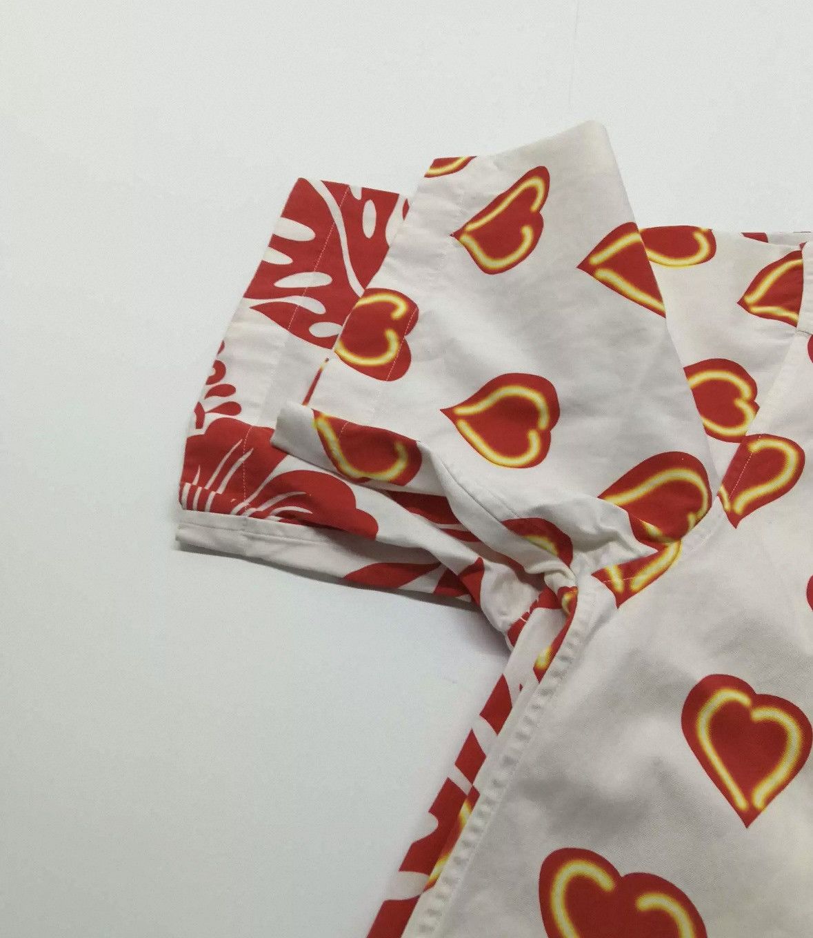 Prada Prada Red and White Patterned Short Sleeve Shirt. Size US L / EU 52-54 / 3 - 12 Thumbnail