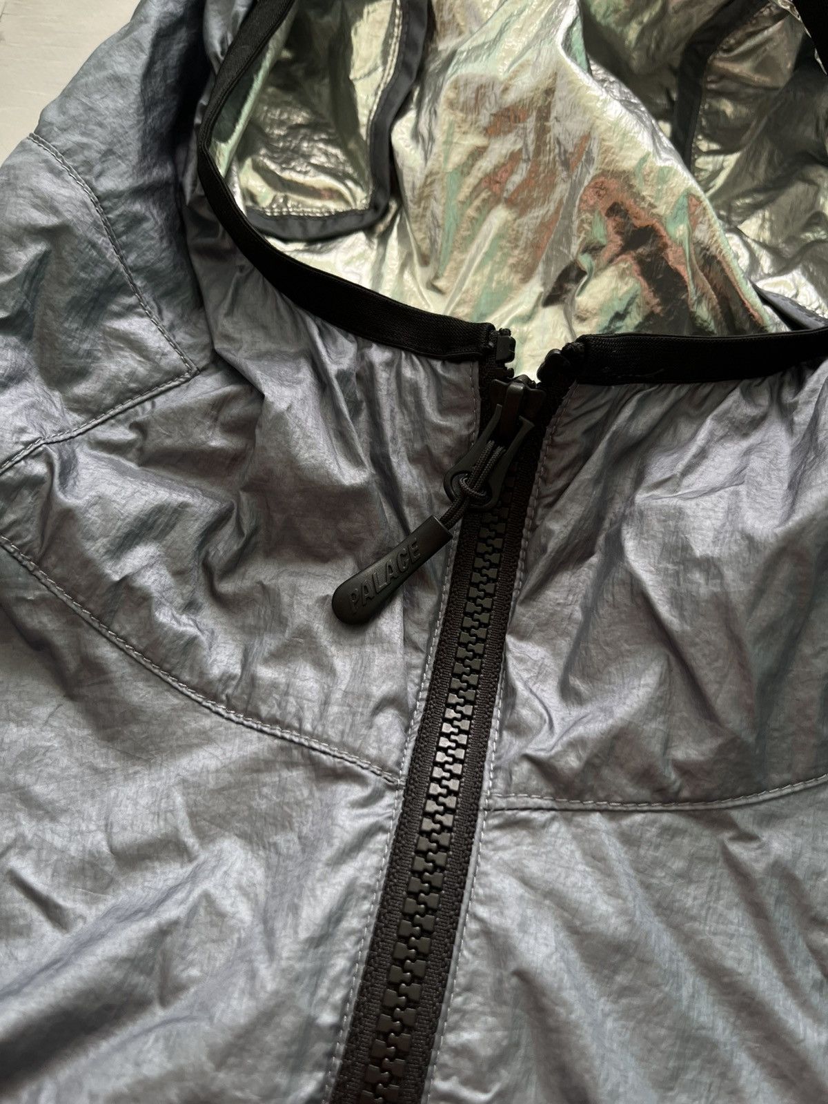Palace 2019 Palace Skateboards Foil Jacket Nylon Light Streetwear Size US M / EU 48-50 / 2 - 6 Thumbnail