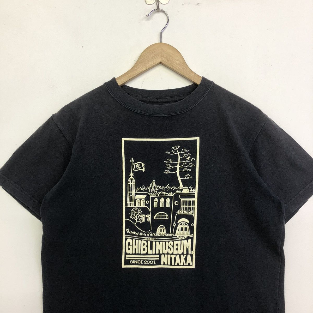 Anime VINTAGE GHIBLI MUSEUM MITAKA ANIME TSHIRT Size US M / EU 48-50 / 2 - 2 Thumbnail