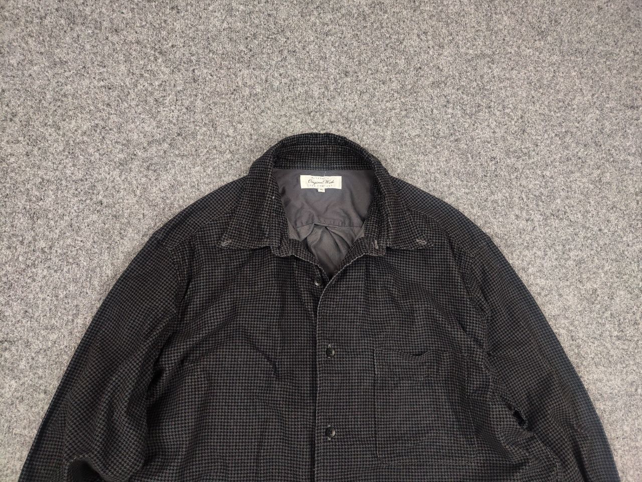 Le Grande Bleu (L.G.B.) Original Wash Vintage Japan Made Uniqlo Dark corduroy Shirt Size US XL / EU 56 / 4 - 5 Thumbnail