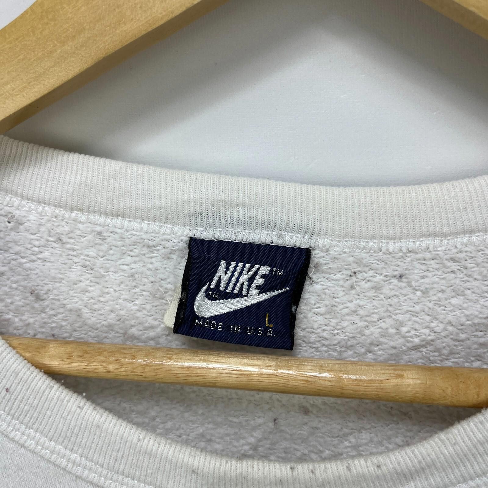 Nike Vintage 80s Nike Iowa Hawkeyes Sweatshirt Large Rare Size ONE SIZE - 3 Thumbnail