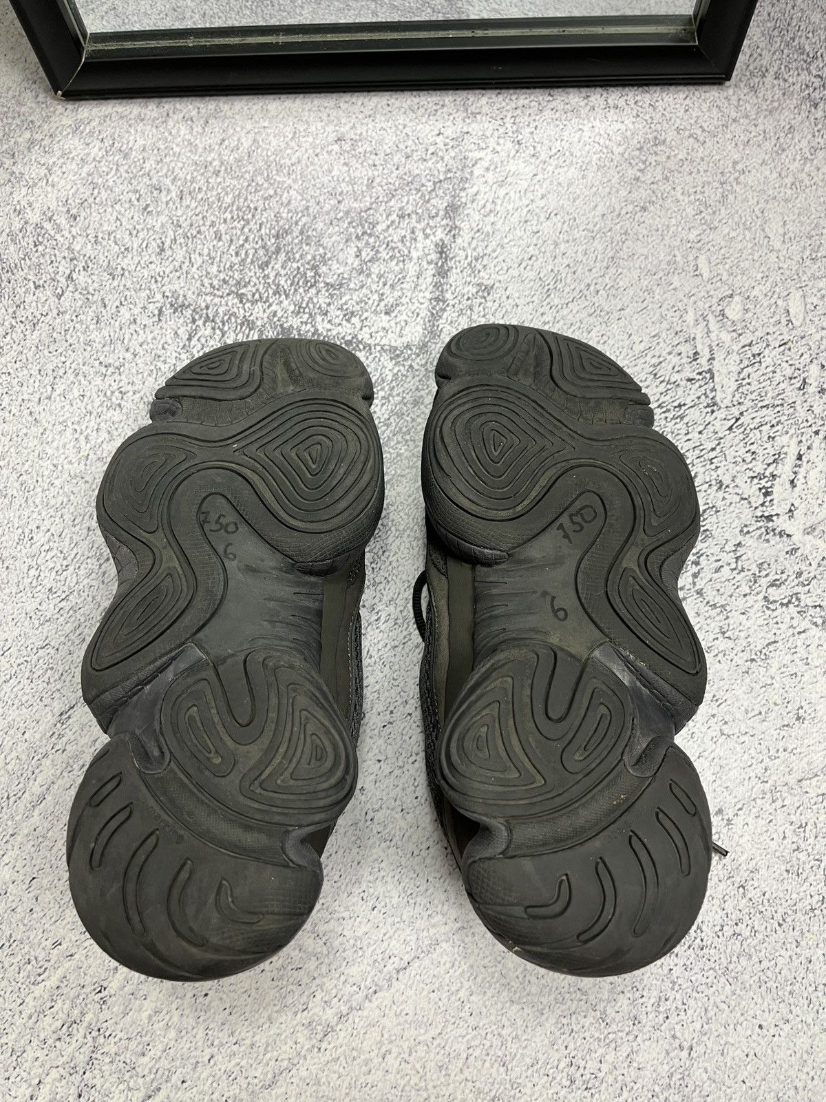Adidas × Yeezy Adidas Yezzy Boost 500 Utility Black US 8 Size US 8 / EU 41 - 10 Thumbnail