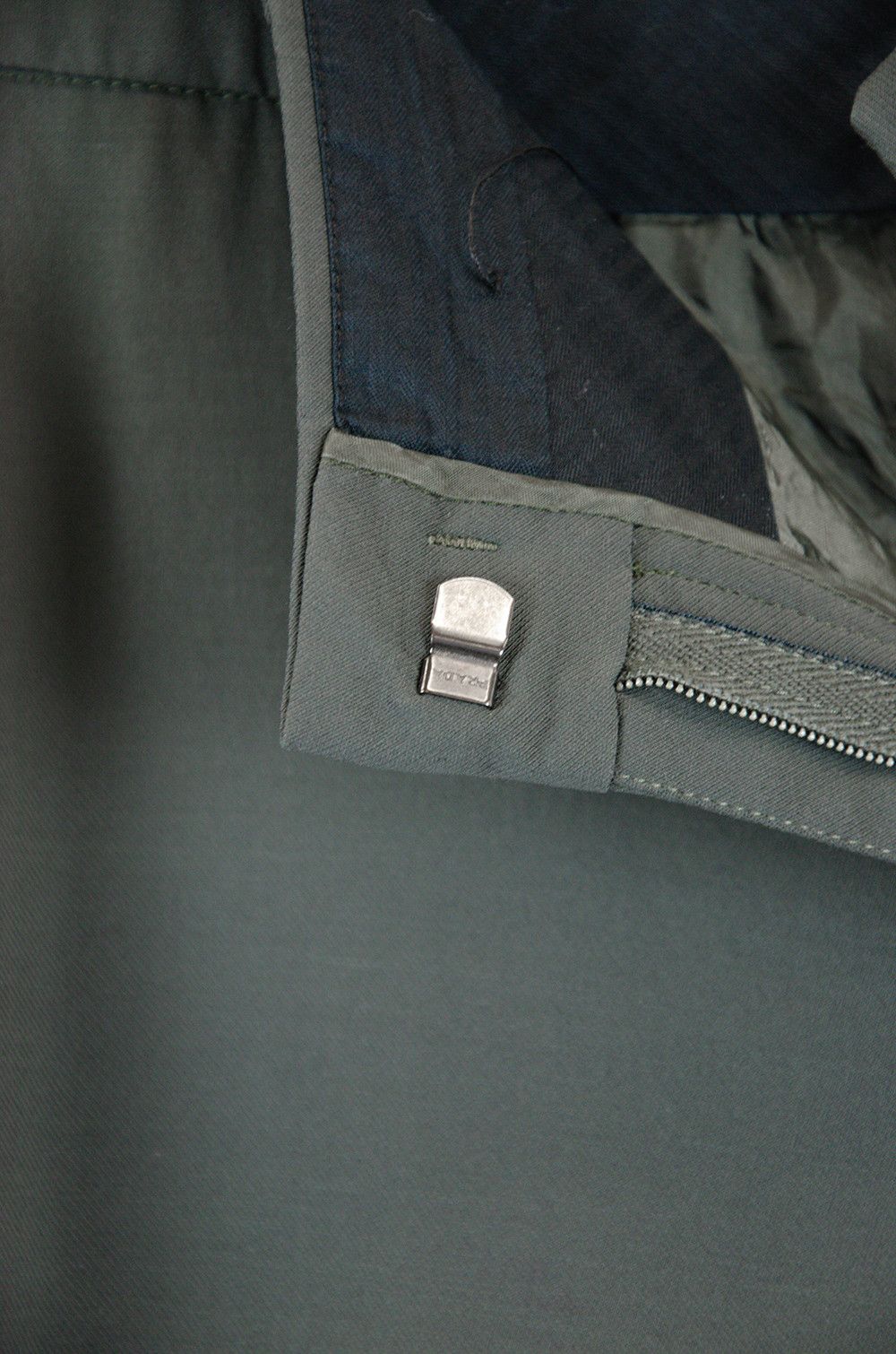 Prada Prada Dark Olive Wool Tapered Trousers IT48/W35 Size US 35 - 9 Thumbnail
