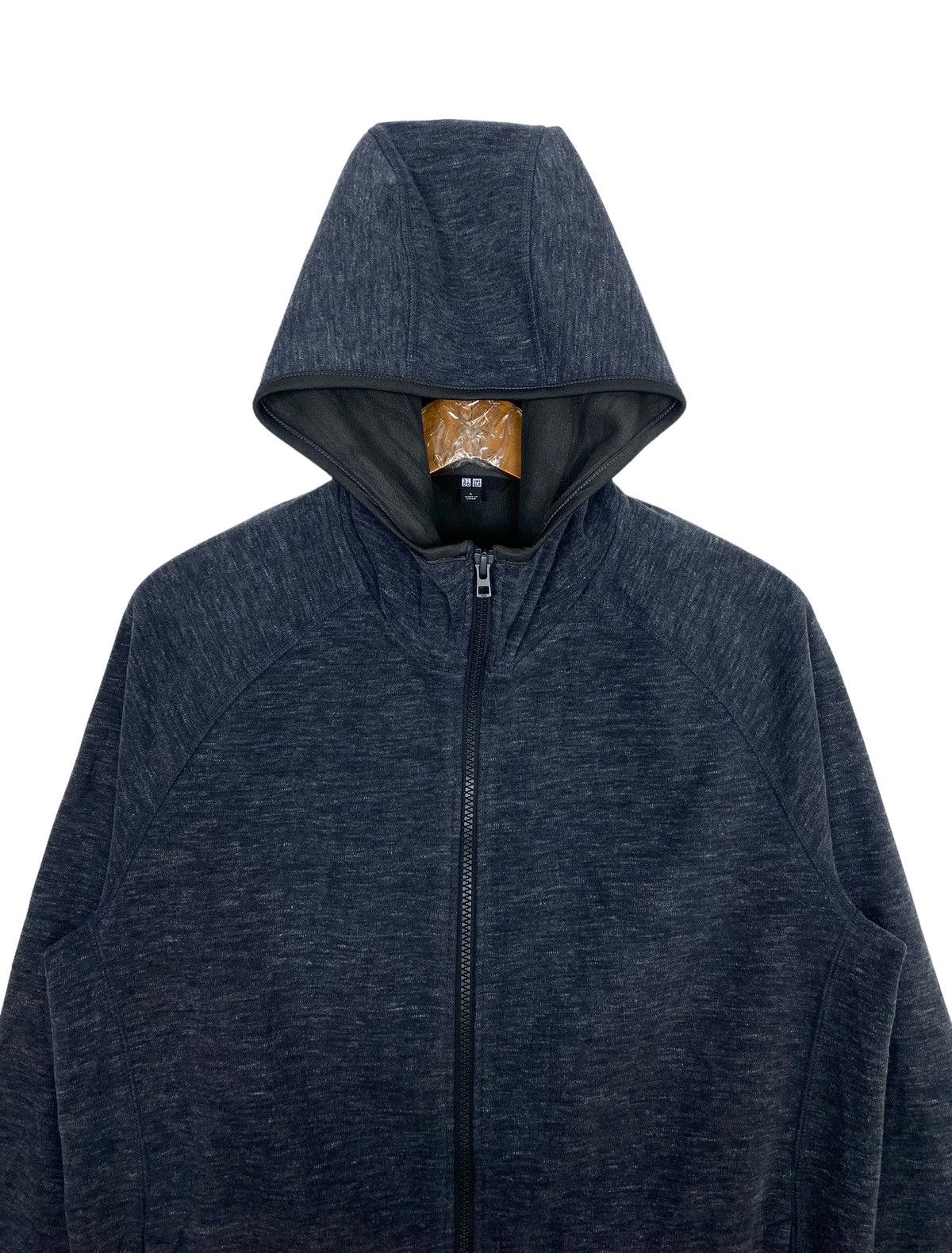 Uniqlo Rare‼️ Uniqlo Hoodie Size US M / EU 48-50 / 2 - 3 Thumbnail