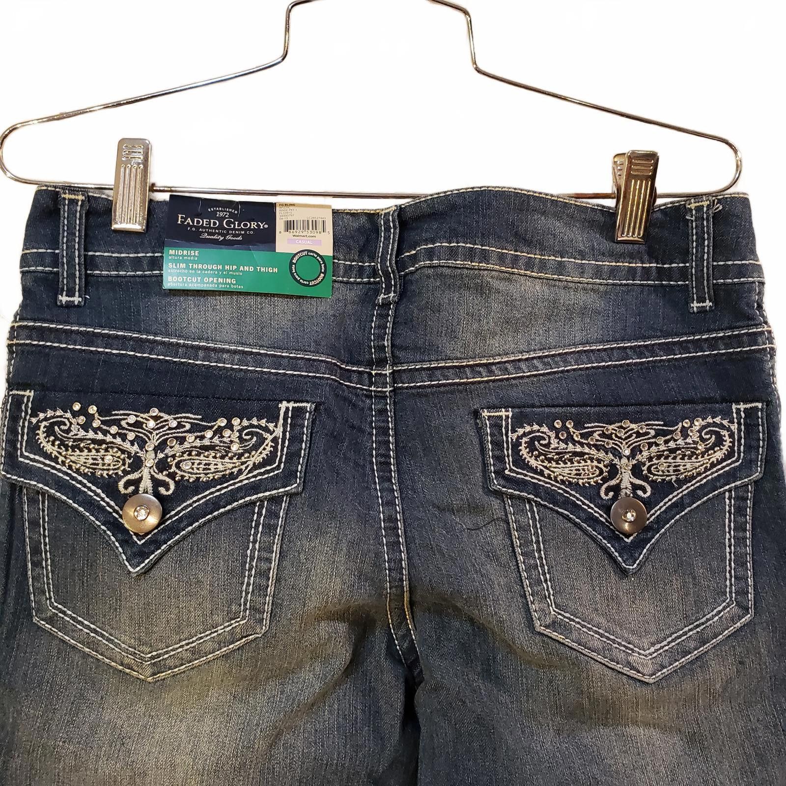 Faded Glory Faded Glory Women's Bootcut Jeans Embroidered Back Pockets Size 30" / US 8 / IT 44 - 1 Thumbnail