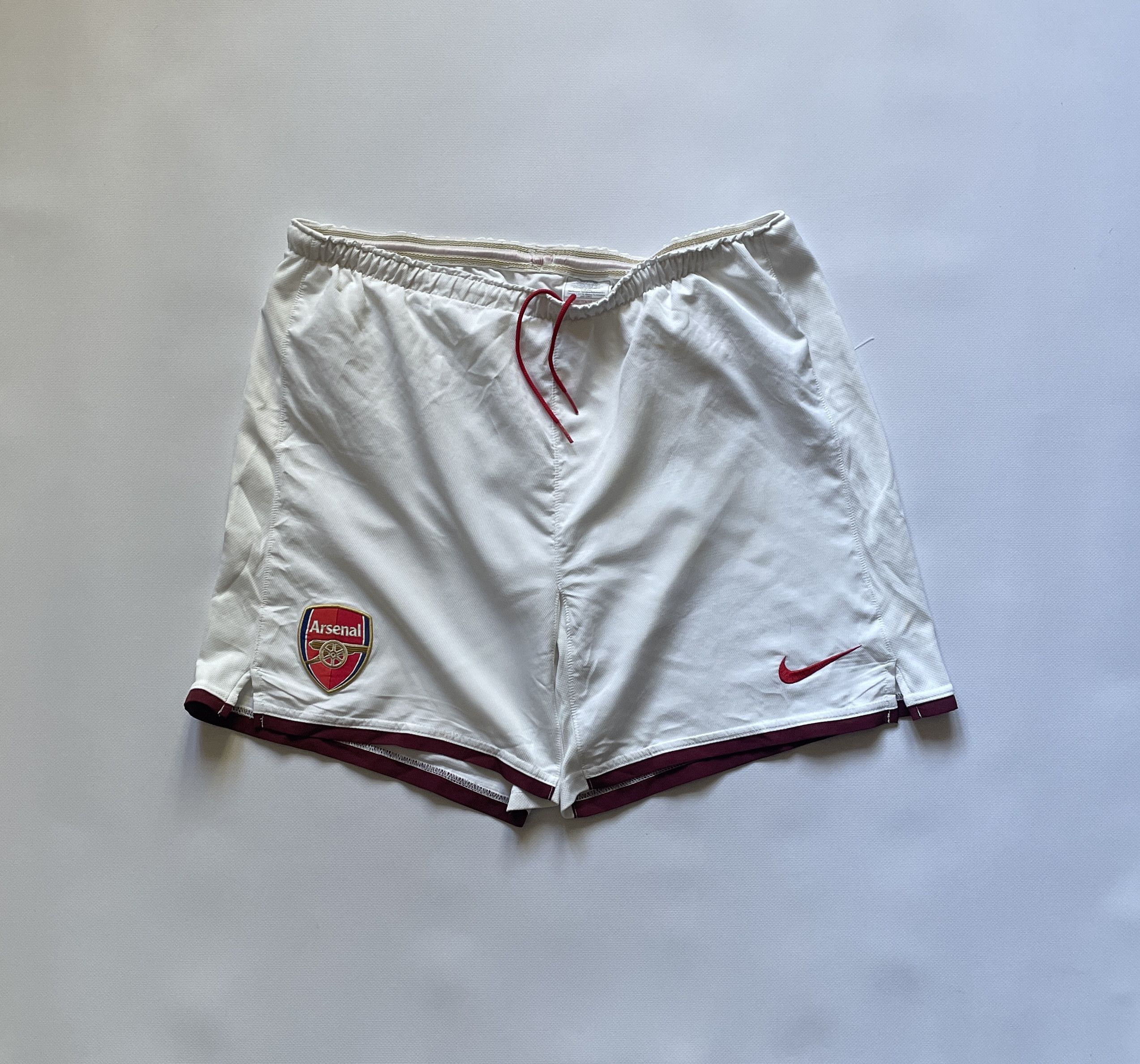 Nike ARSENAL LONDON 2008 2010 FOOTBALL SOCCER SHORTS Size US 32 / EU 48 - 1 Thumbnail