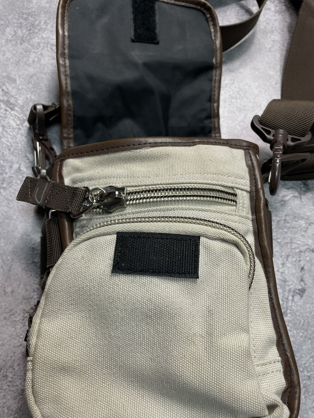 Diesel Diesel Vtg Multi Pocket Sling Bag Y2K Gorpcore Archive Size ONE SIZE - 5 Thumbnail