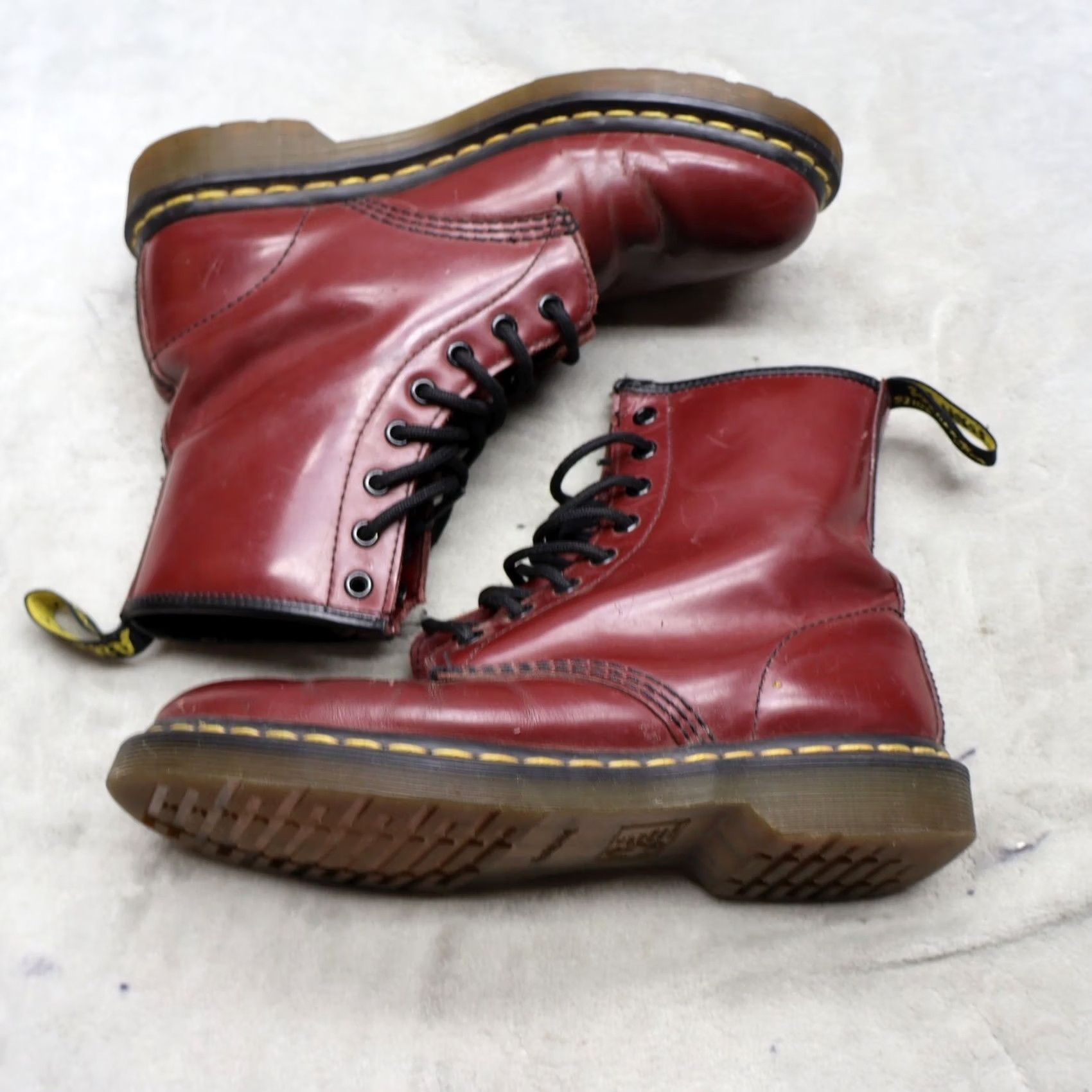 Dr. Martens Dr. Martens Combat Boots Womens 8 Red Leather Lace Up Classic Casual Size US 9 / IT 39 - 4 Thumbnail