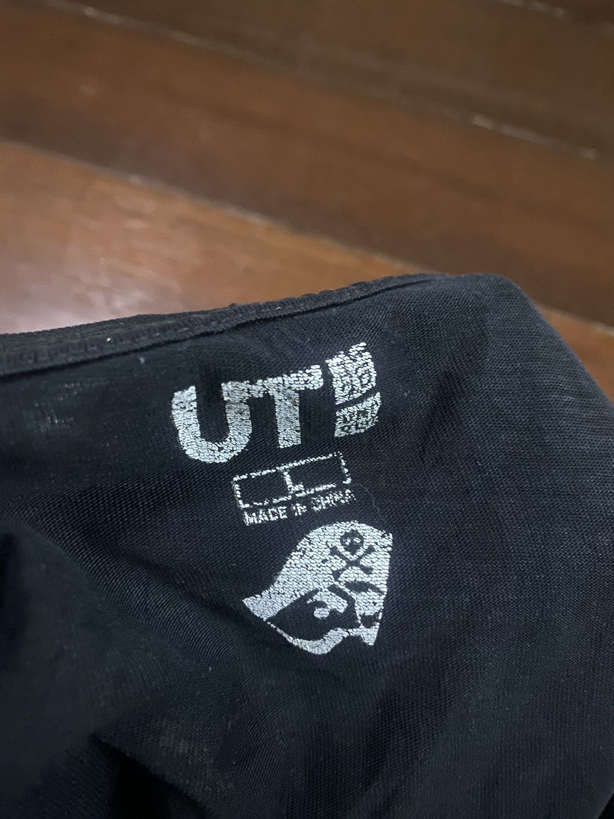 Anime × Cartoon Network × Japanese Brand Rare!! Uniqlo X HUNTER X HUNTER hisako morow chrollo tees Size US L / EU 52-54 / 3 - 11 Thumbnail