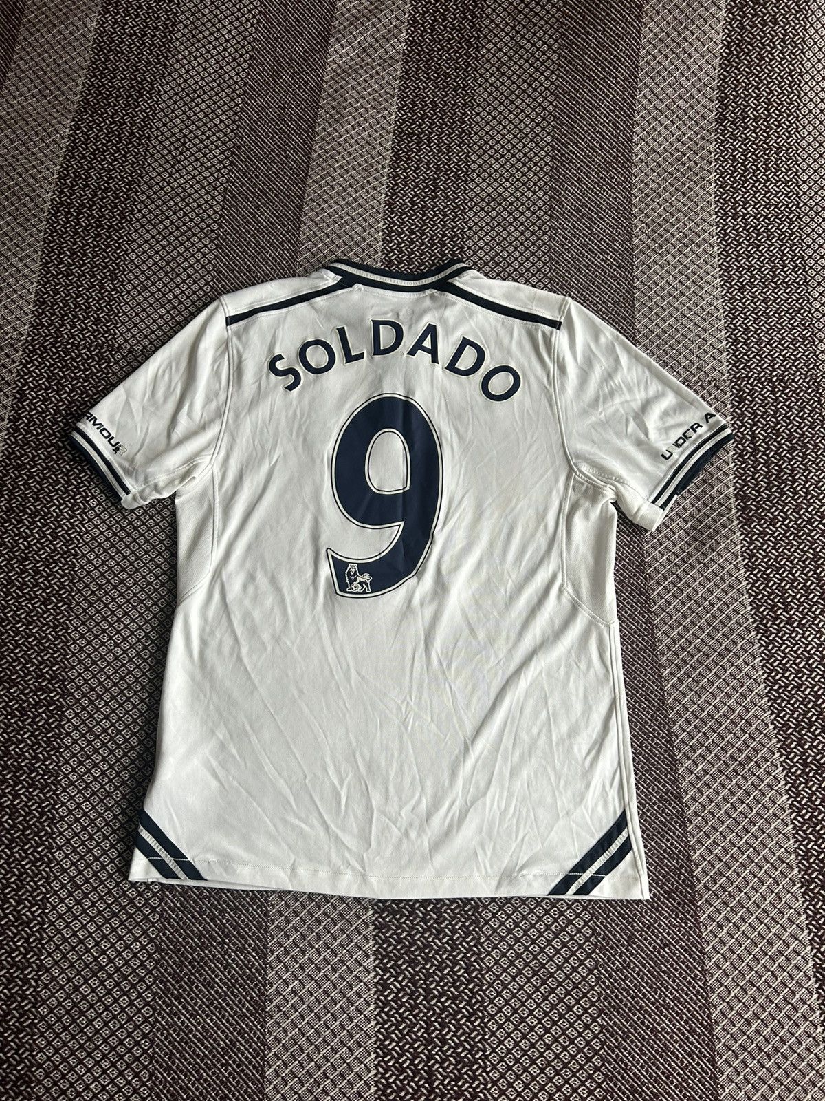 Under Armour × Vintage Tottenham Hotspurs Under Armour 2013-14 Solrado 9 Home Shirt Size US M / EU 48-50 / 2 - 1 Thumbnail