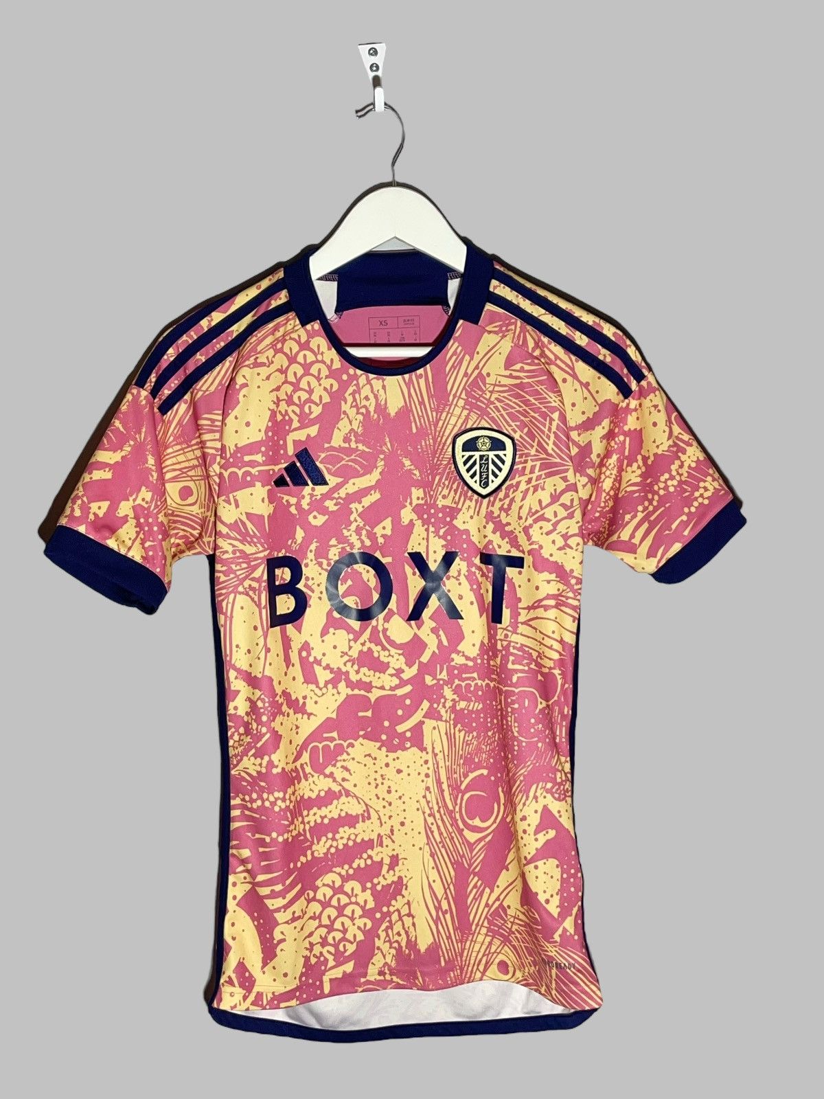 Adidas #24 Georginio Leeds United 2023/24 Third Football Shirt Size US XS / EU 42 / 0 - 1 Thumbnail