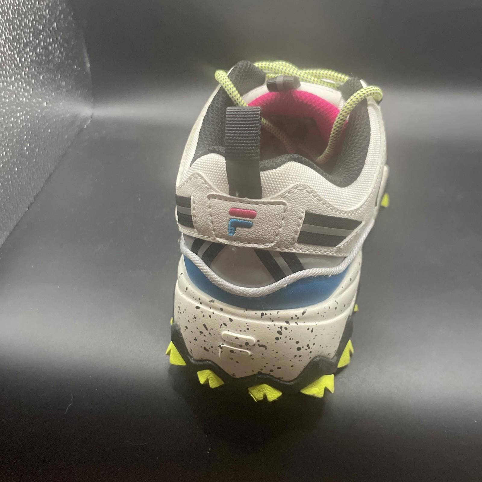 Fila Fila 5JM01566-117 Womens Size 9 Leather Athletic Sneakers Size US 8 / IT 38 - 9 Thumbnail