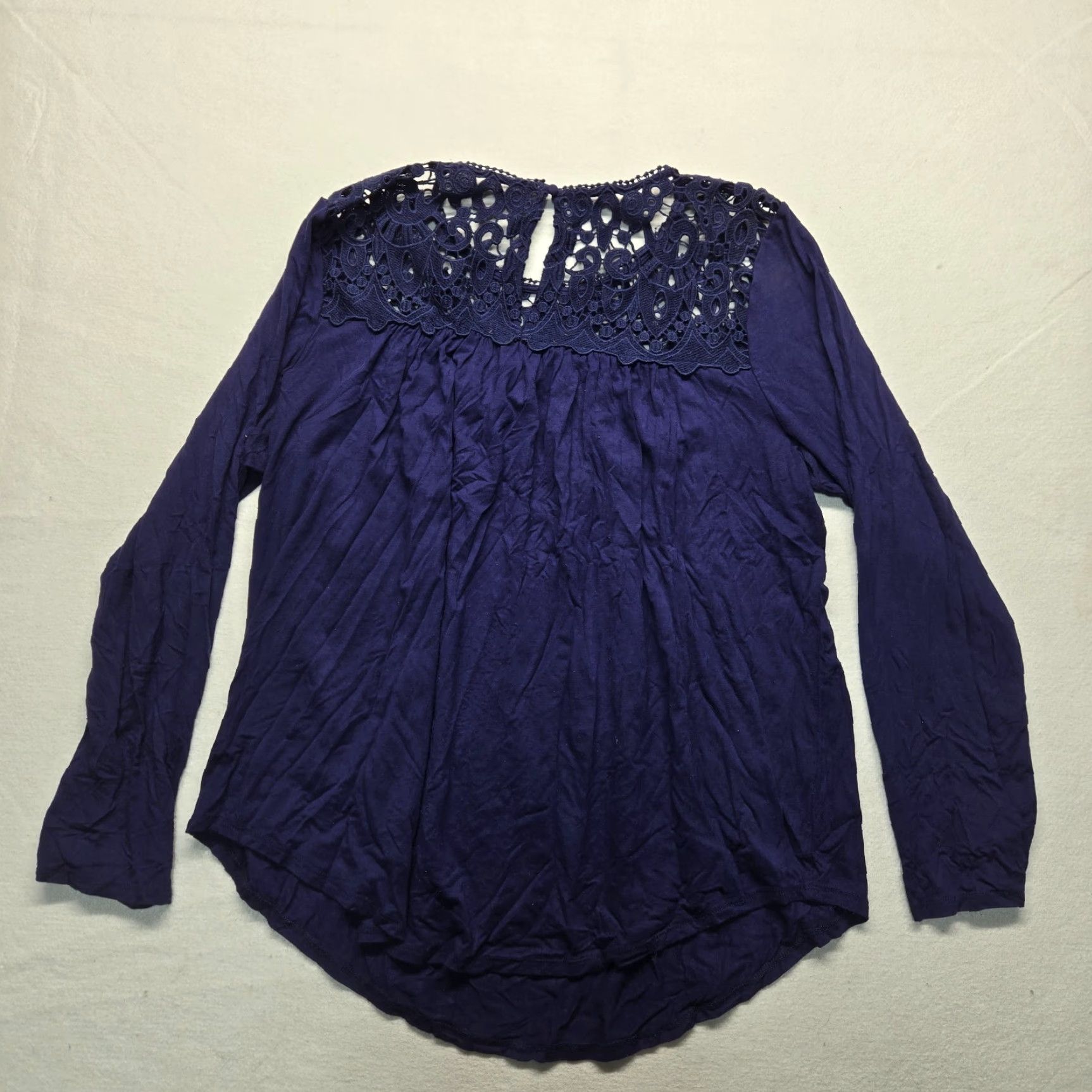 Vintage VINTAGE Philosophy Women's Blouse Long Sleeve Lace Navy Blue Size Large | Crochet Accents Casual Office Size L / US 10 / IT 46 - 6 Thumbnail