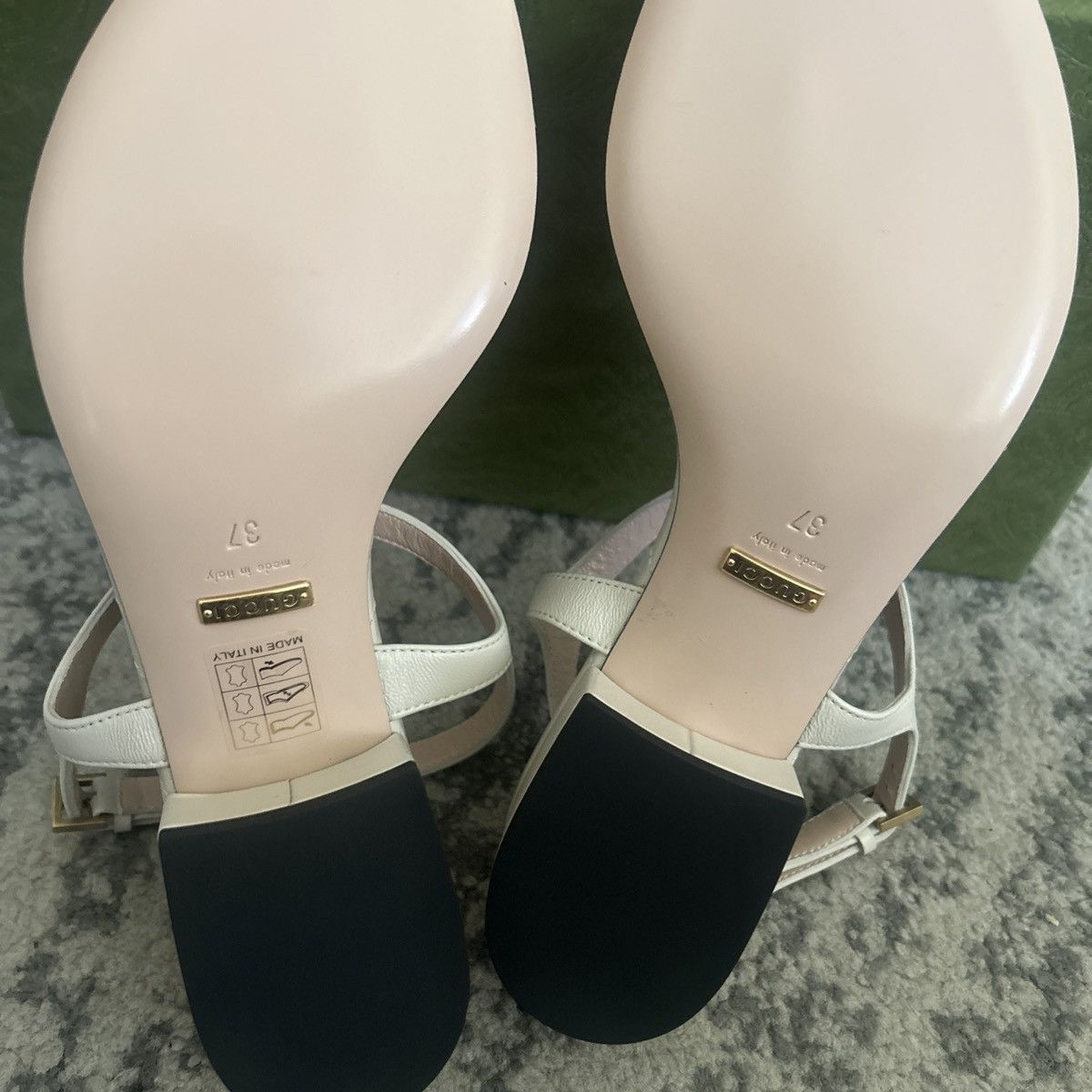 Gucci Gucci Double G Thong Sandal Nappa Mystic White Size US 7 / IT 37 - 5 Thumbnail