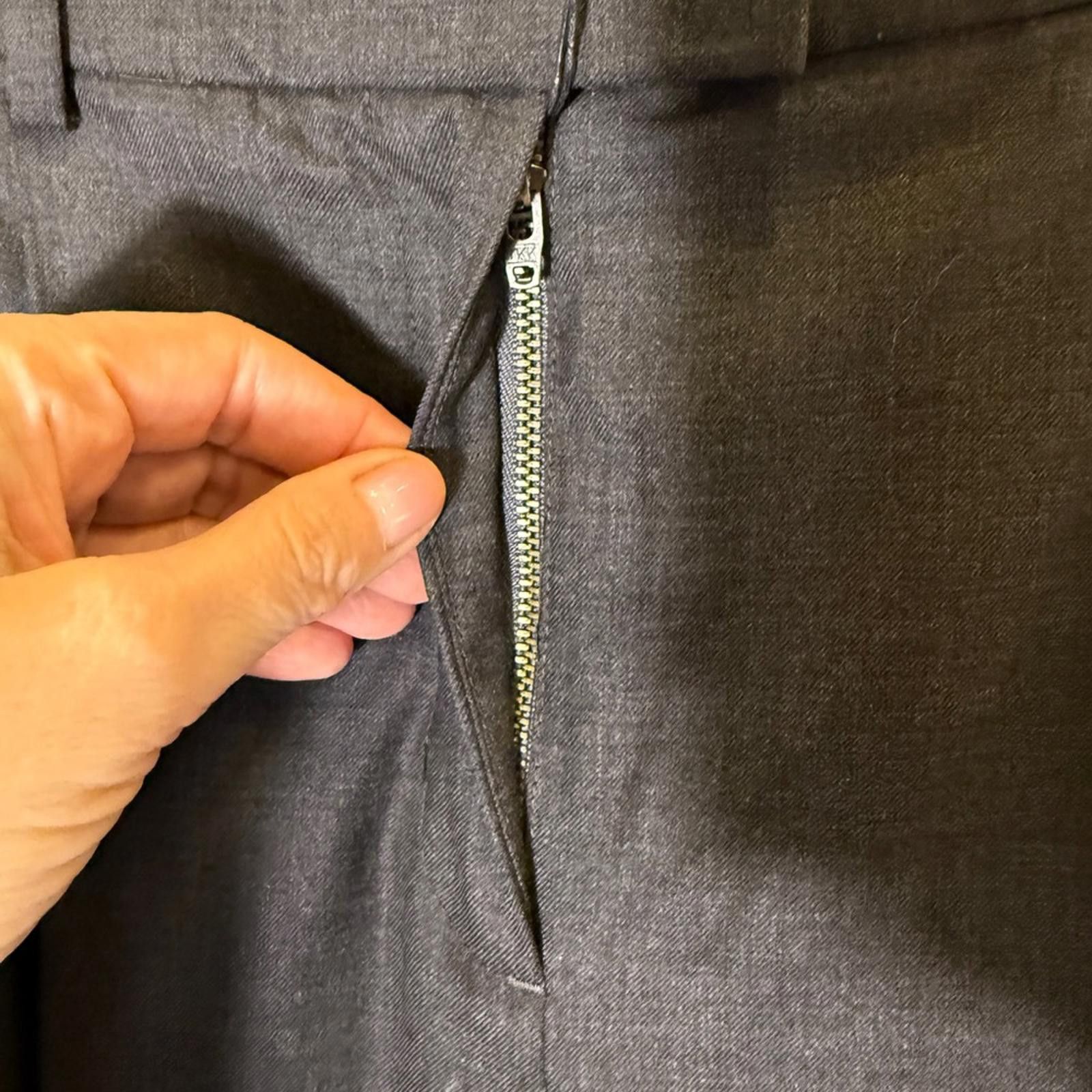 Kit and Ace Kit and Ace Women’s Stretch Pleated Wool Blend Trouser sz 4 Size 27" / US 4 / IT 40 - 9 Thumbnail