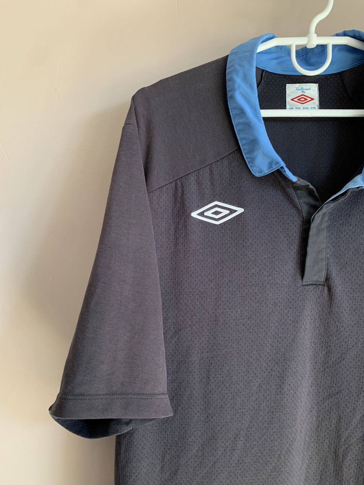 Umbro England 2011/13 away Umbro Football shirt jersey soccer XXL Size US XXL / EU 58 / 5 - 3 Thumbnail