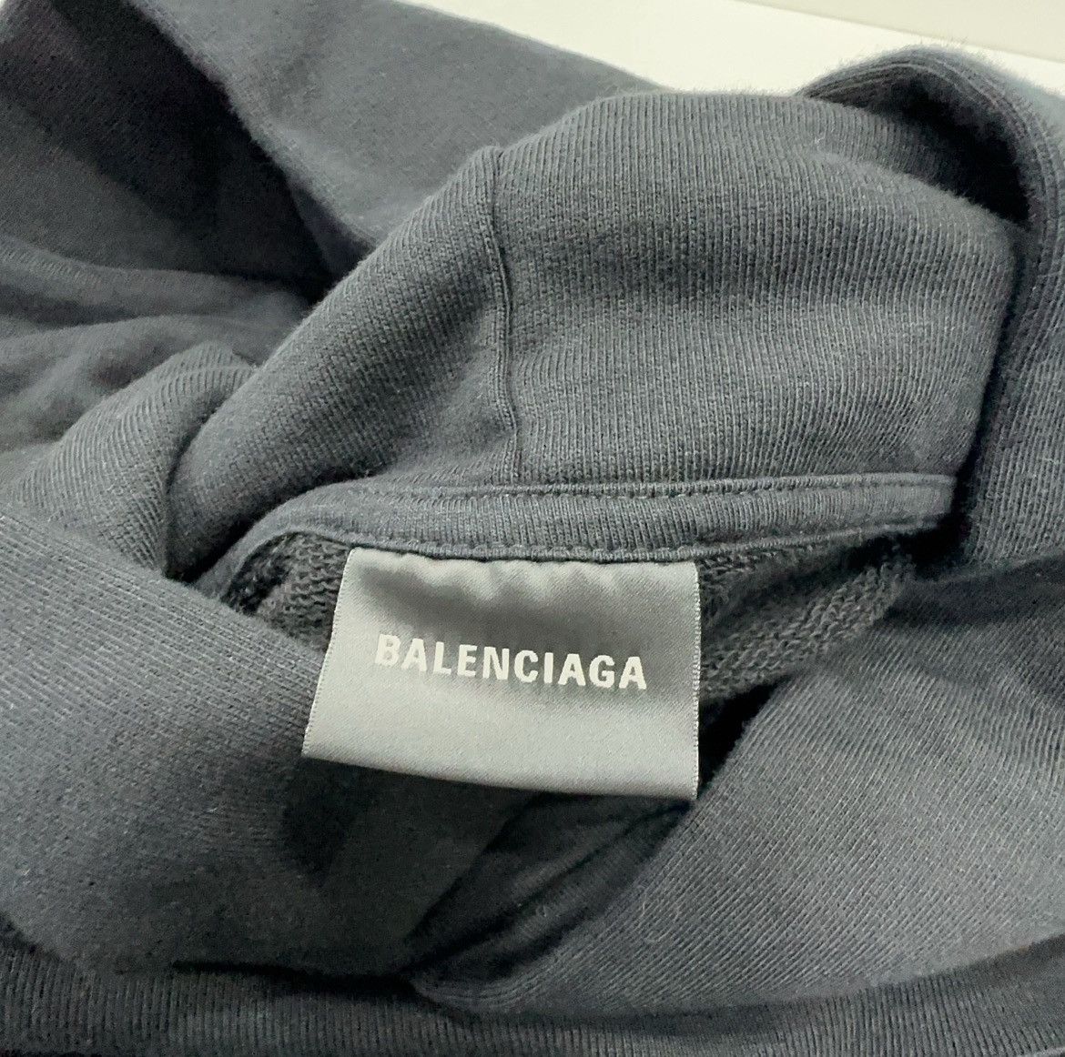 Balenciaga Balenciaga Black Mirror Balenciaga Oversized Hoodie Size US S / EU 44-46 / 1 - 3 Thumbnail