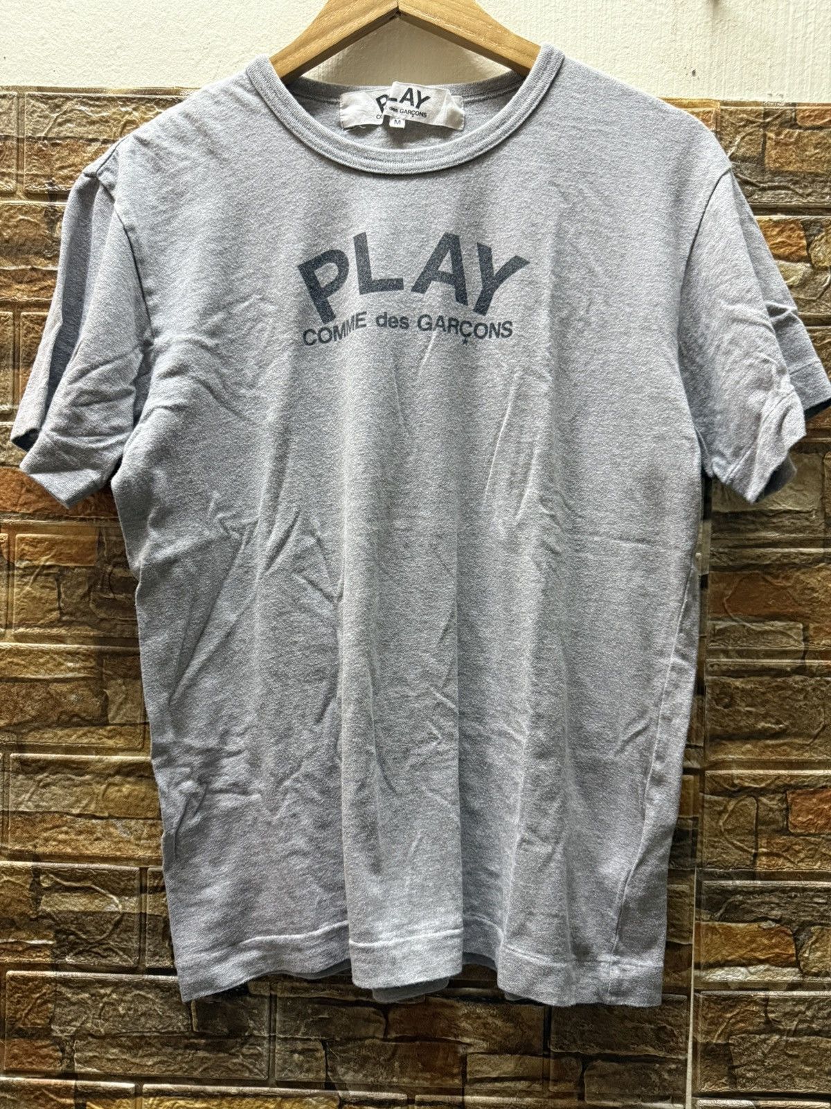 CDG by Comme des Garcons PLAY COMME des GARCONS Size US M / EU 48-50 / 2 - 2 Thumbnail
