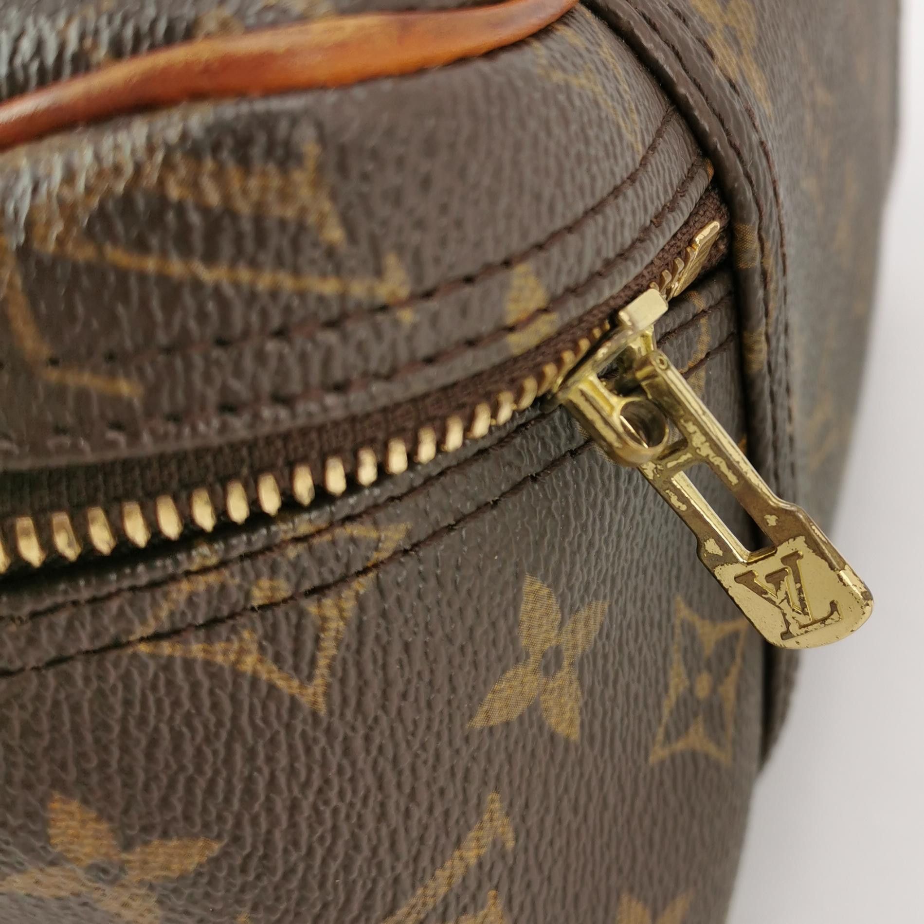 Louis Vuitton Louis Vuitton (LV) Excursion Small Vegetable Tanned Leather Size ONE SIZE - 4 Thumbnail
