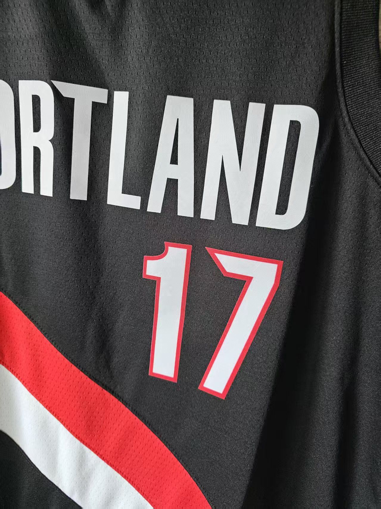 NBA Portland Trail Blazers #17 Shaedon Sharpe Jersey 25 26 Size US M / EU 48-50 / 2 - 5 Thumbnail