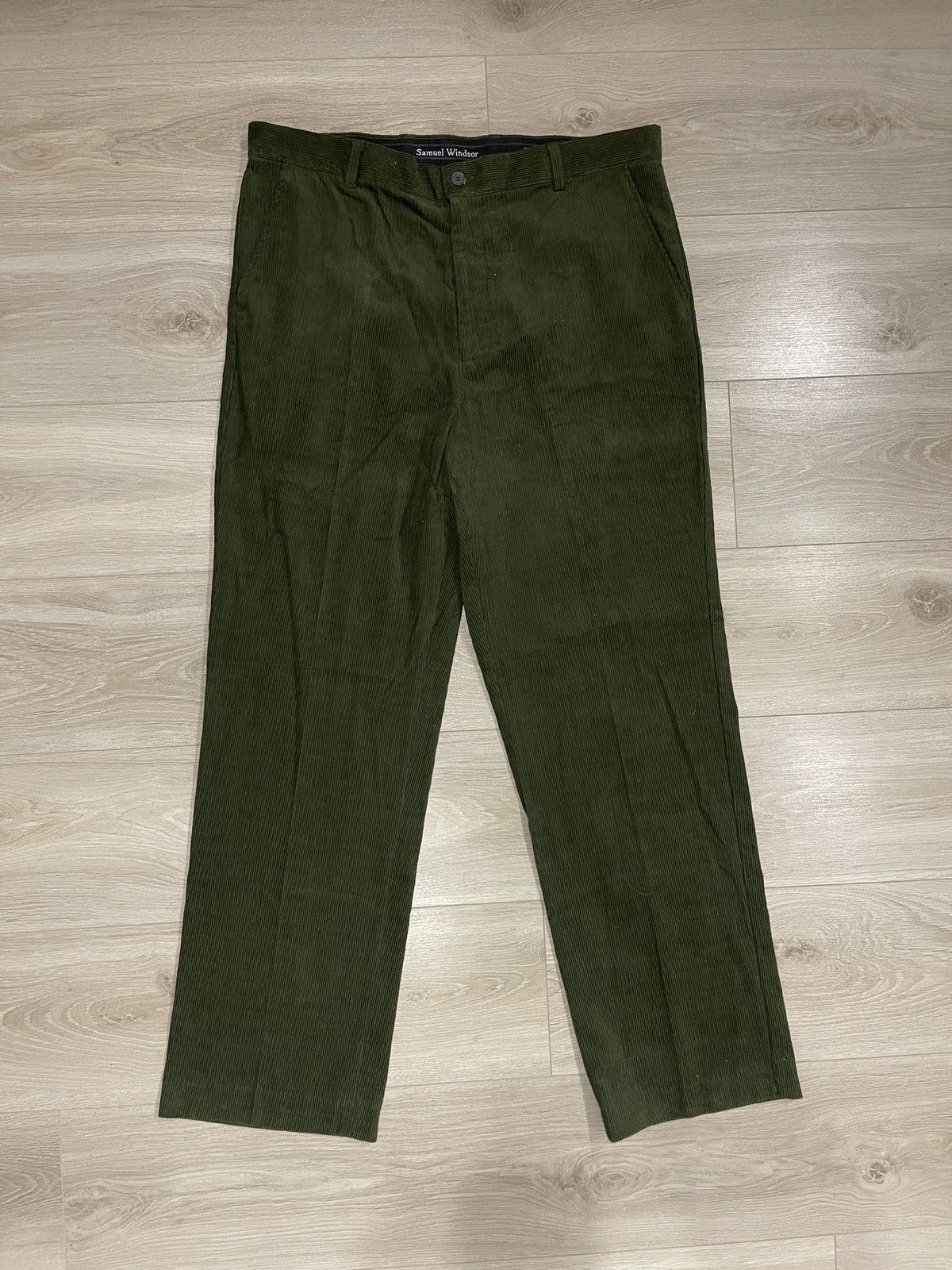 Vintage Vintage casual khaki corduroy pants W38 samuel windsor Size US 38 / EU 54 - 1 Thumbnail
