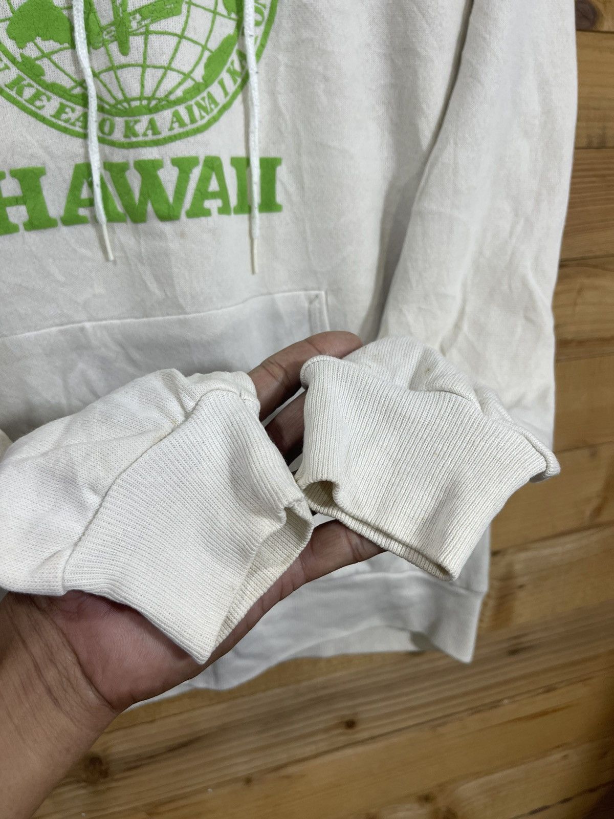 Vintage Vintage 90s university of hawaii hoodie Size US XL / EU 56 / 4 - 6 Thumbnail