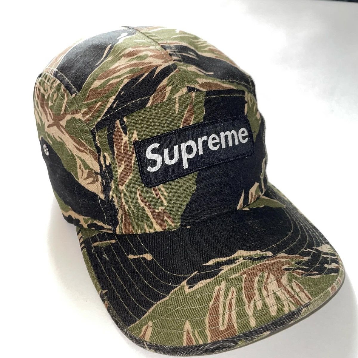 image of Vintage Supreme 2000 Tiger Camo Hat Camp Cap in Black, Men's