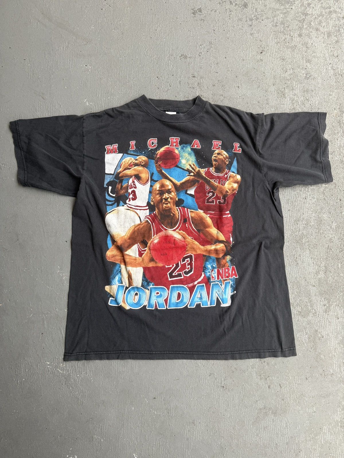 Rap Tees × Vintage Rare Chicago bulls vintage rap tee XL Michael Jordan Size US XL / EU 56 / 4 - 1 Thumbnail