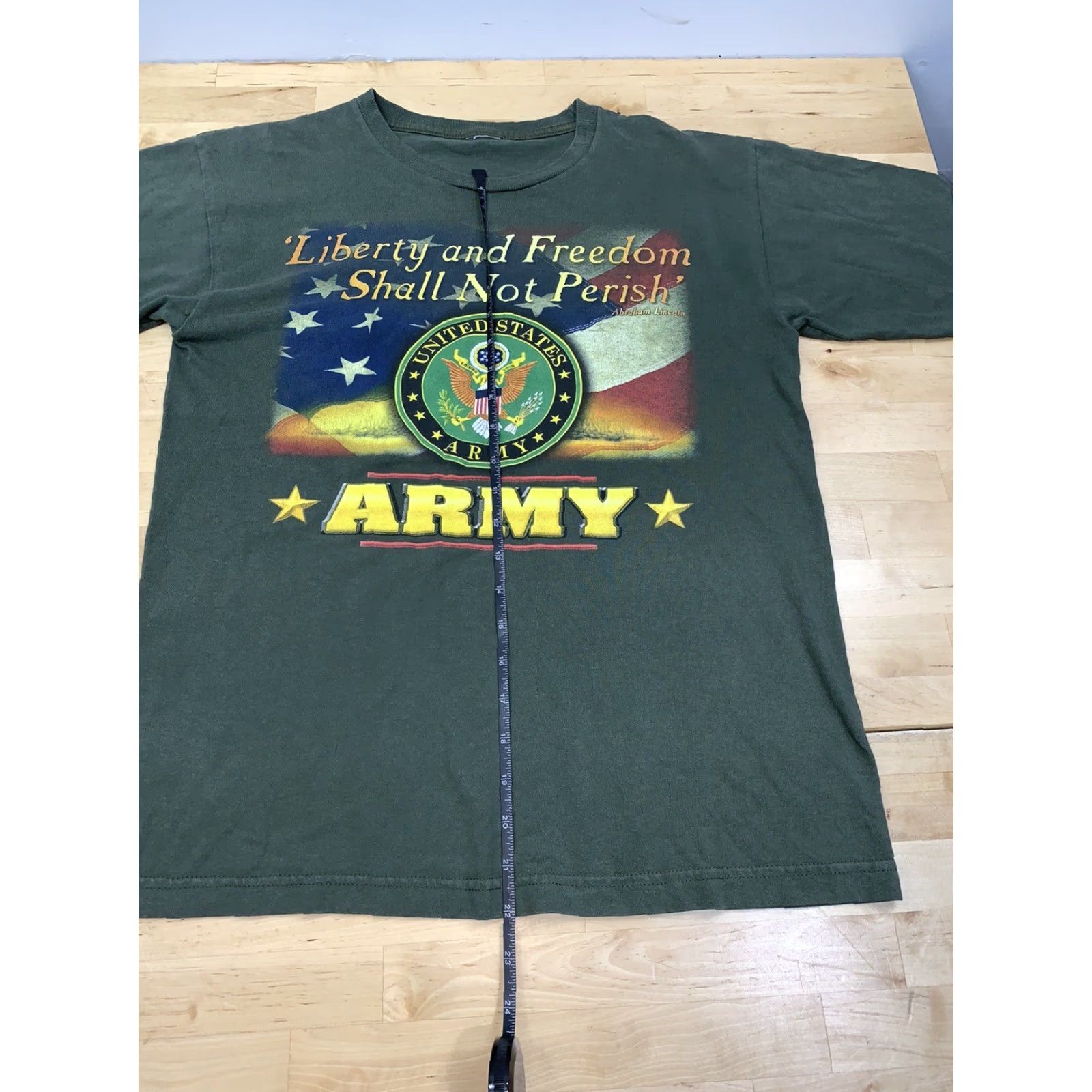 Vintage VINTAGE United States Army Graphic T Shirt Mens S Green Crew Neck Short Sleeve #8041 Size US S / EU 44-46 / 1 - 5 Thumbnail
