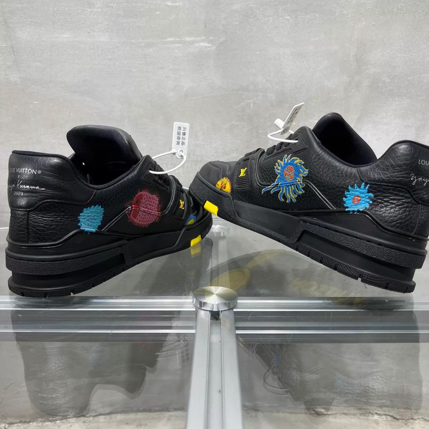 Louis Vuitton LV x Yayoi Kusama Trainer Black UK7.5/41.5 Size US 8.5 / EU 41-42 - 5 Thumbnail