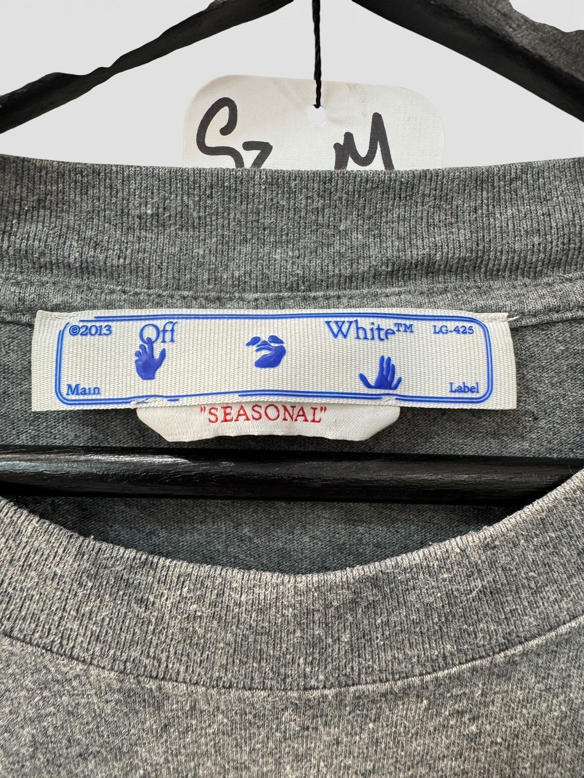 Off-White Off White Gray Arrows Seasonal Shirt Size US M / EU 48-50 / 2 - 5 Thumbnail